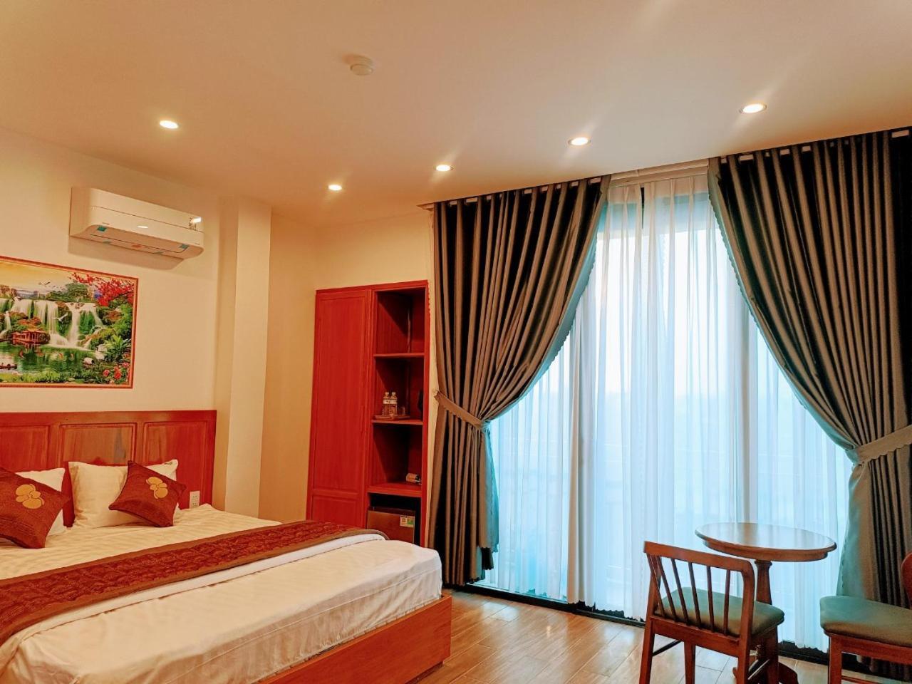 Phuong Dong Hue