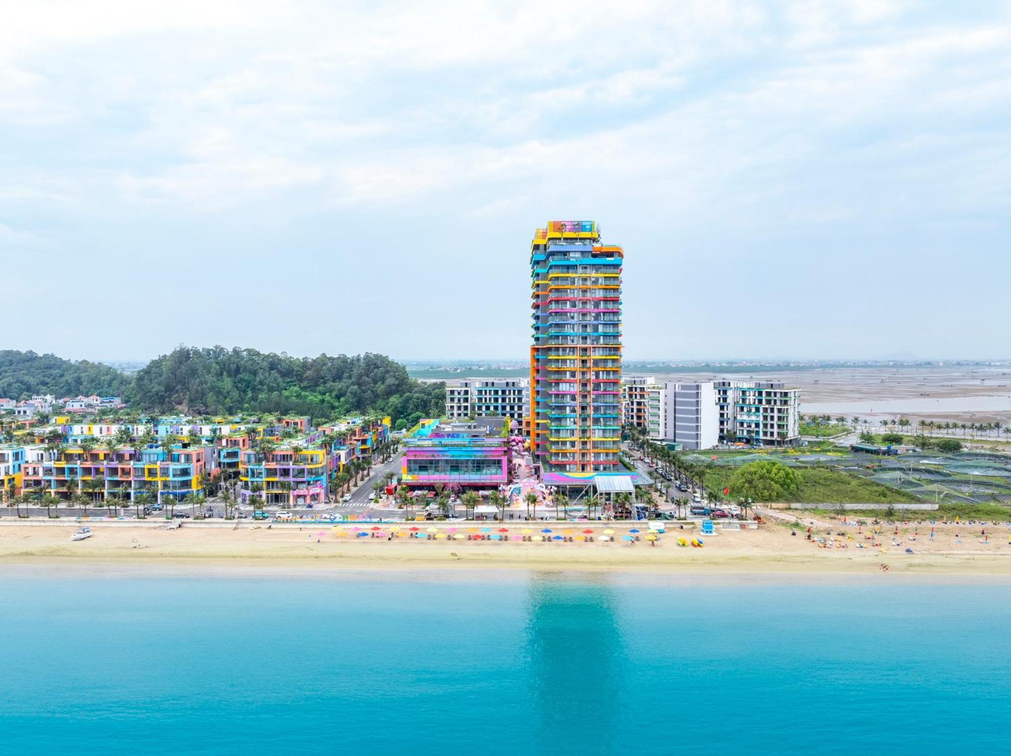 Flamingo Ibiza Tien