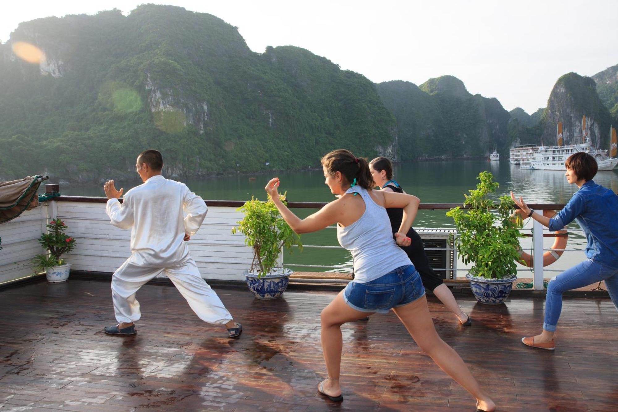Hotel Garden Bay Classic Cruise