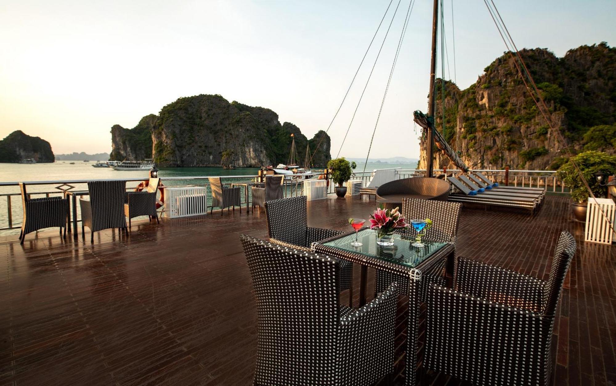 Garden Bay Classic Cruise 4*