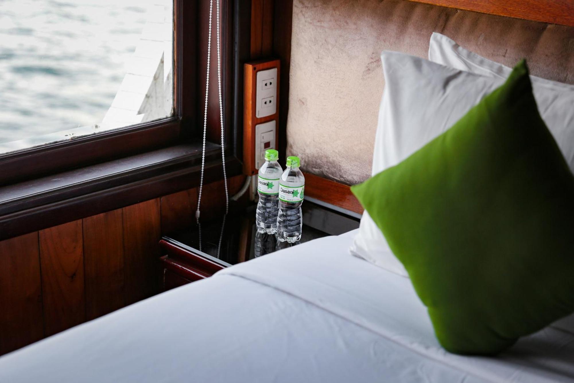 Hotel Garden Bay Classic Cruise Ha Long