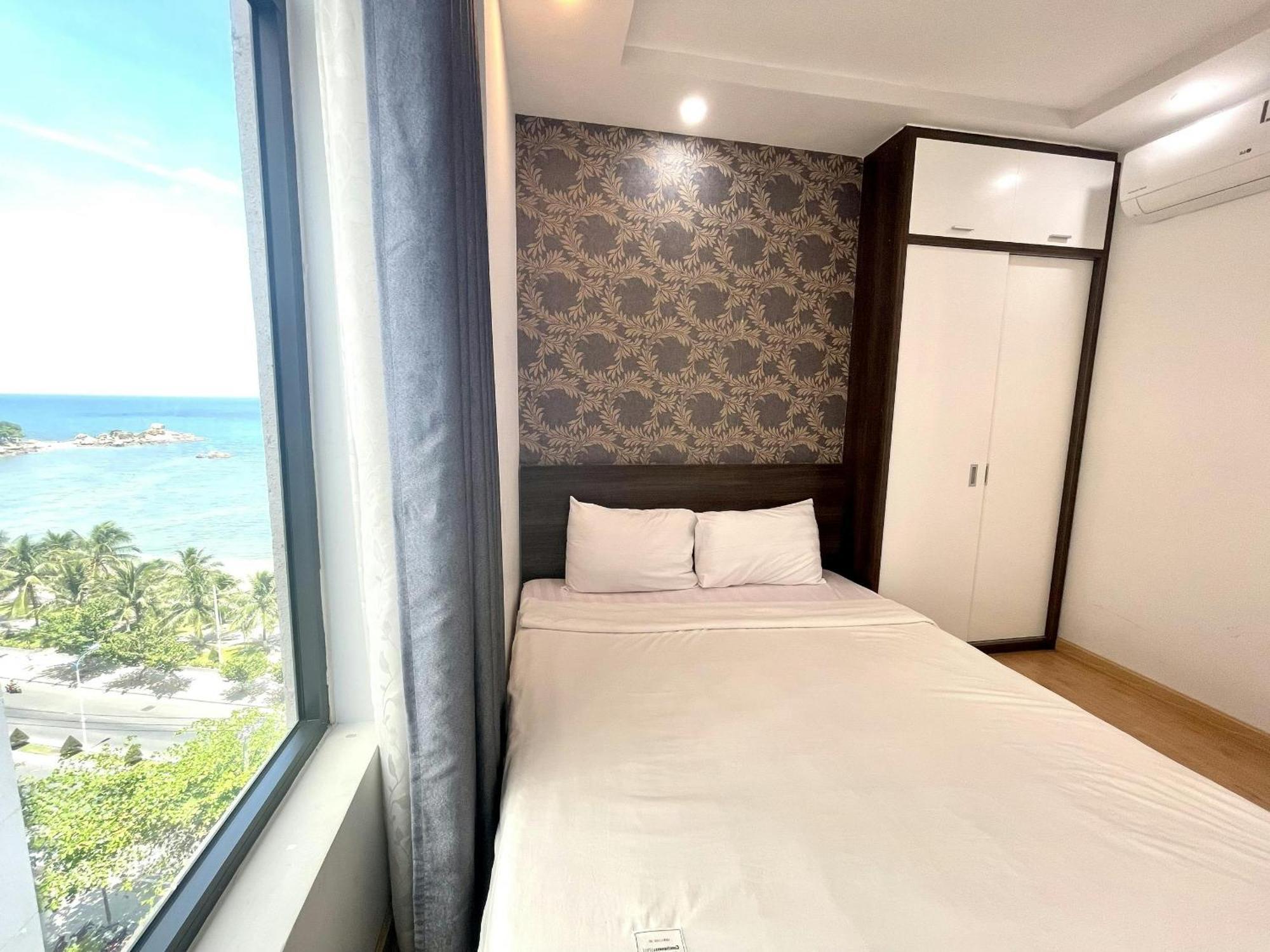 The Gold Holtel & Nha Trang