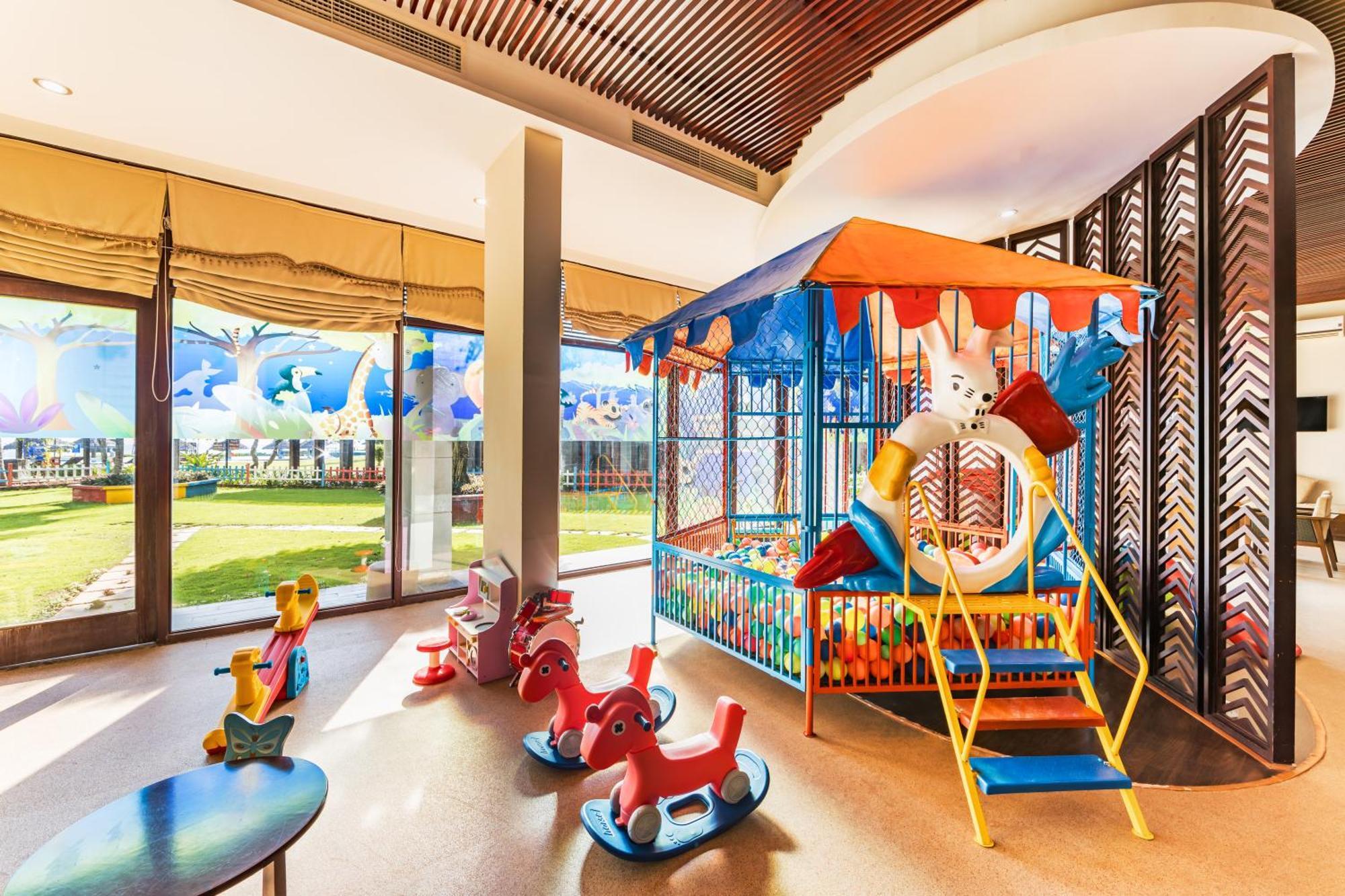 Resort Vietsovpetro & 4*