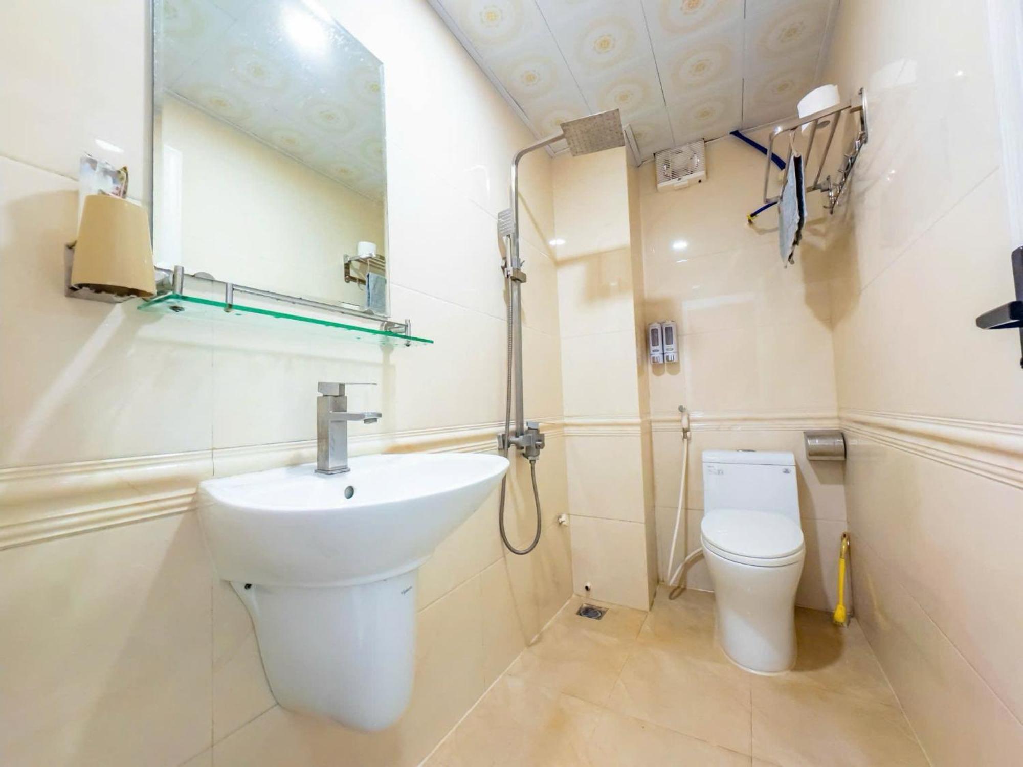 Hotel Duc Duy Cat Ba