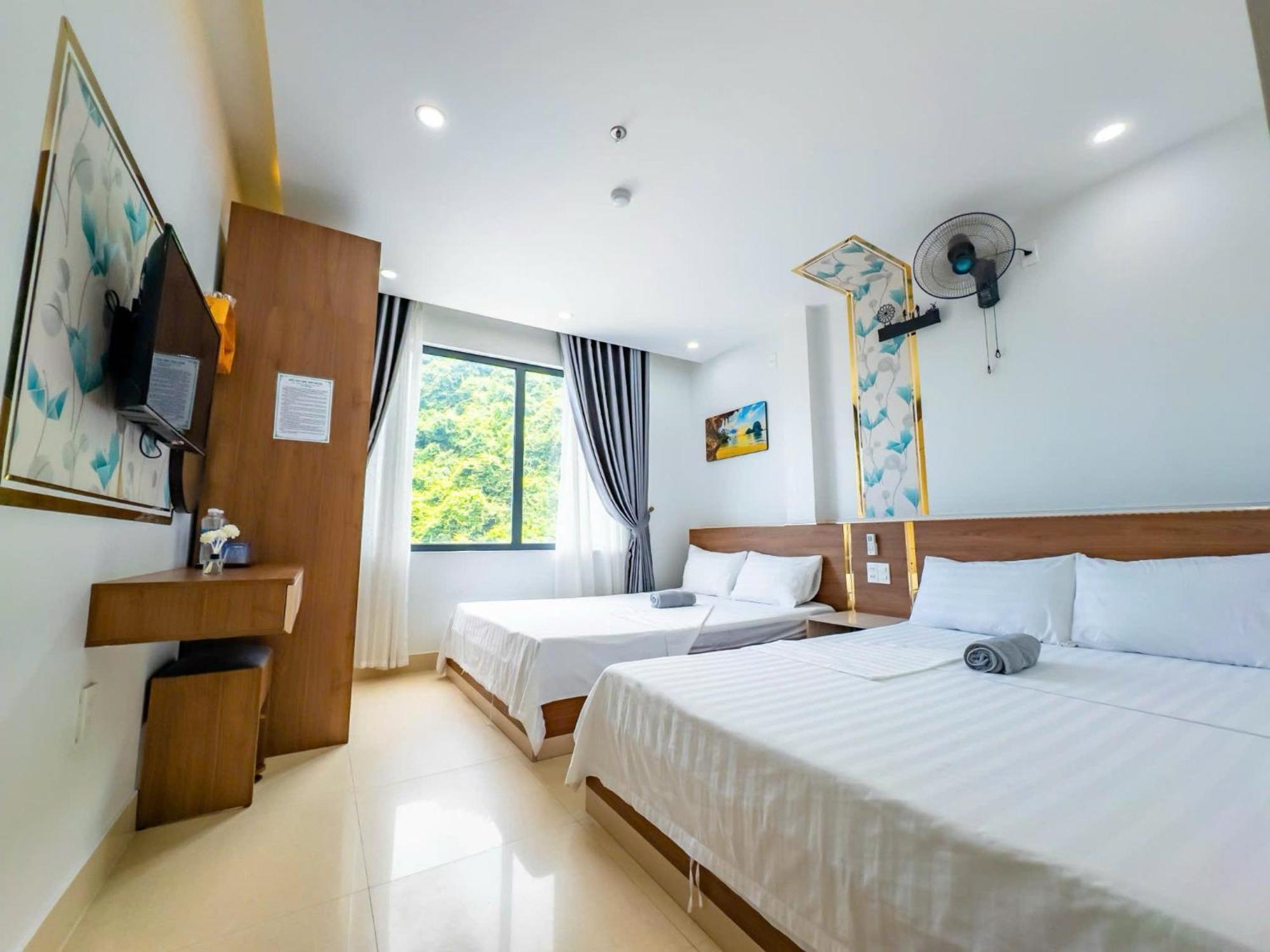 Duc Duy Cat Ba Hotel