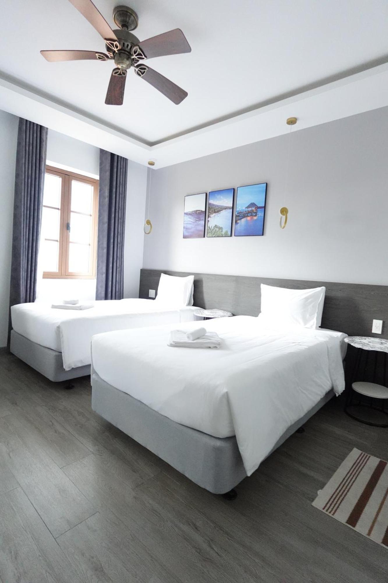Bella Hotel