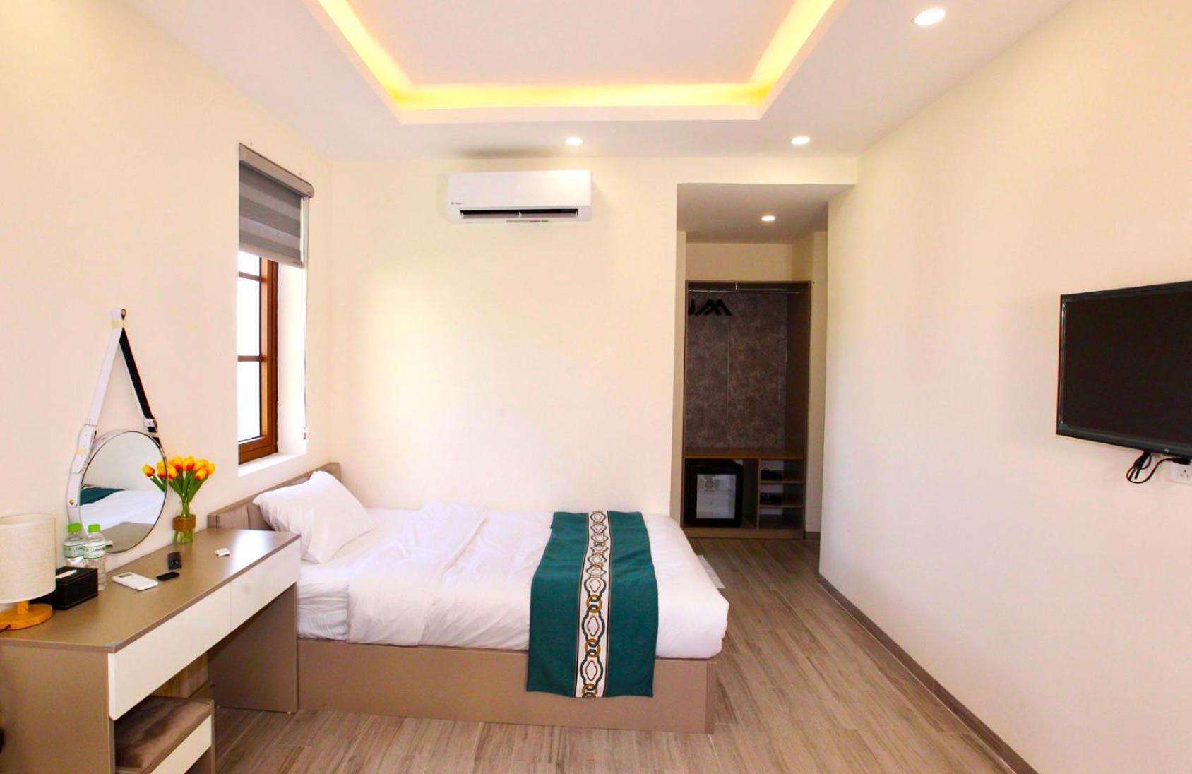 Rova - Free Hon Thom Cable Car & Aquatopia Water Park - Ven Sunset Town 3* Phu Quoc
