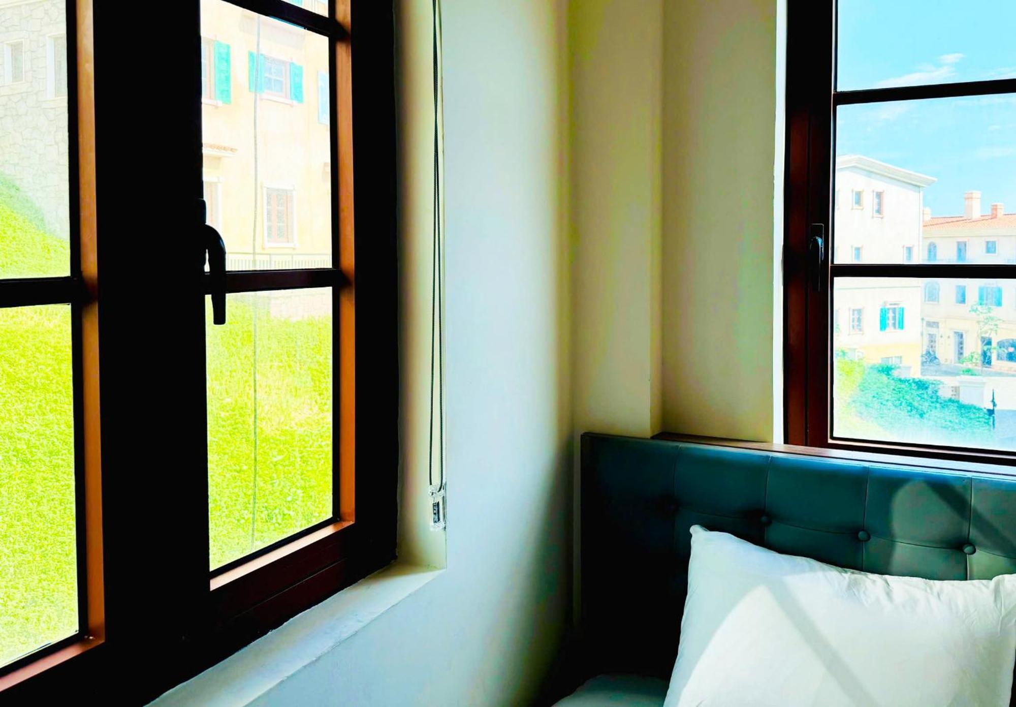 Hotel Rova - Free Hon Thom Cable Car & Aquatopia Water Park - Ven Sunset Town Phu Quoc