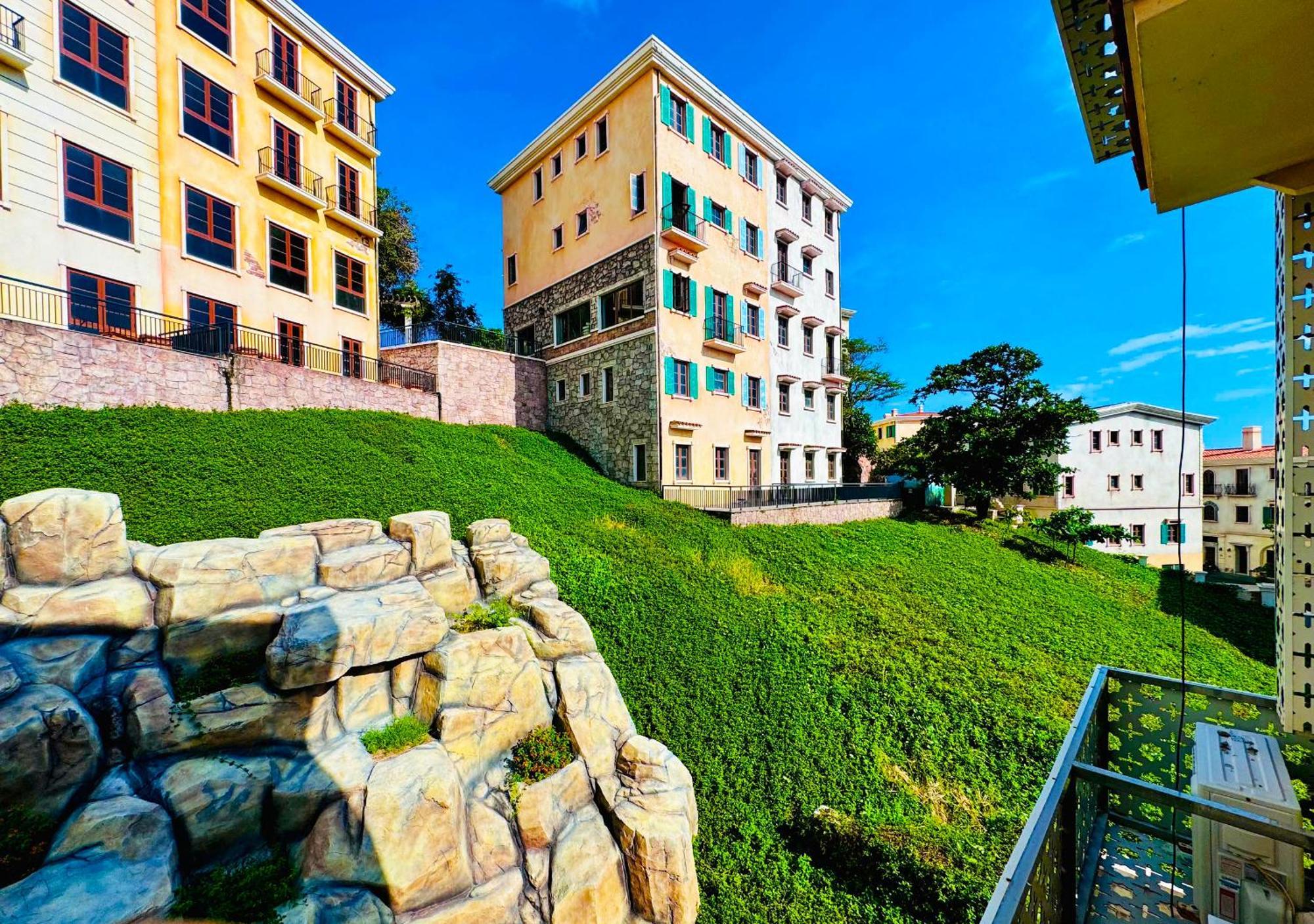 Rova - Free Hon Thom Cable Car & Aquatopia Water Park - Ven Sunset Town Hotel 3*