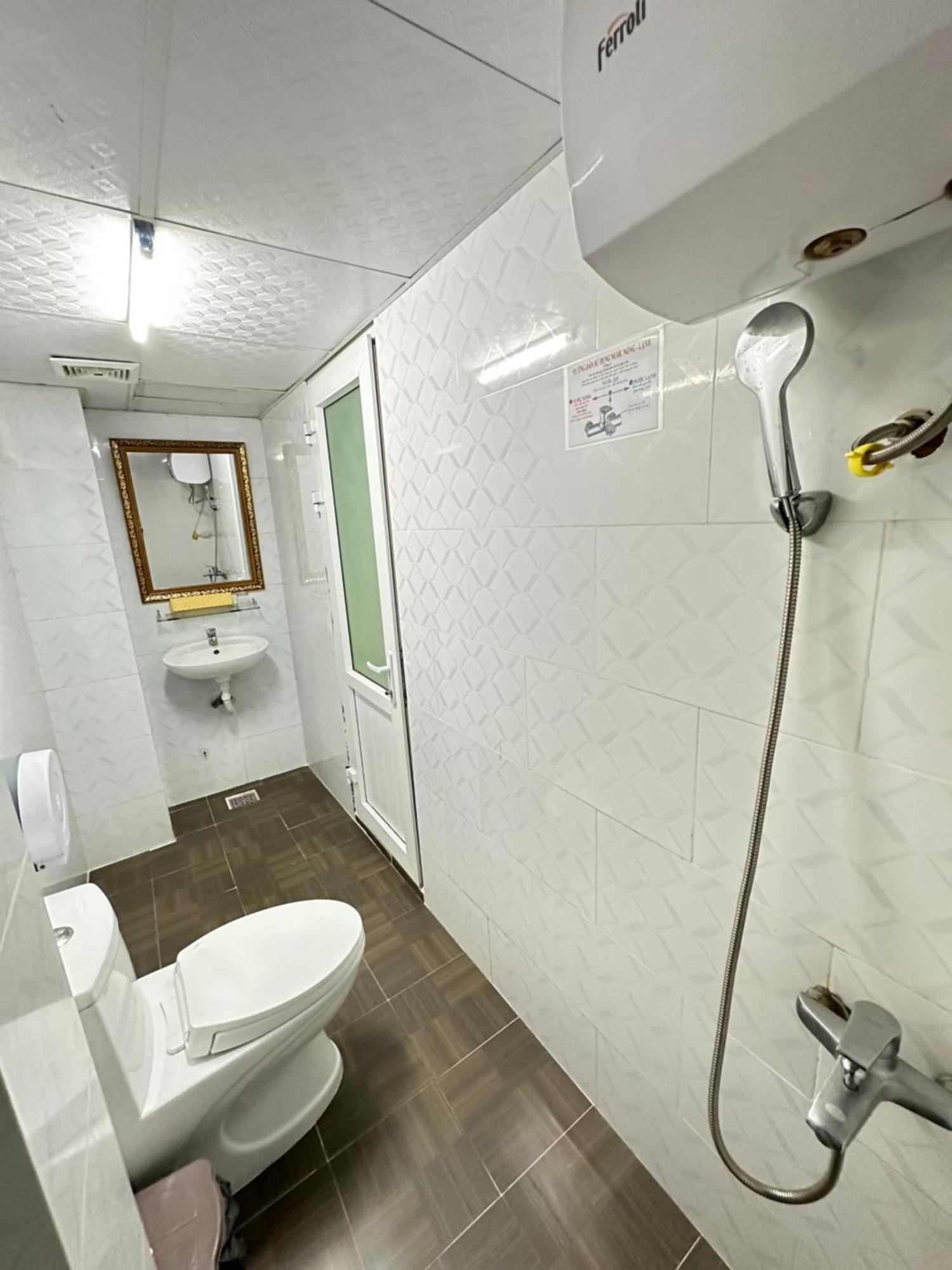 Hotel Thanh Thanh 5 - Ks Gan Cho Dem Gia Re 2*