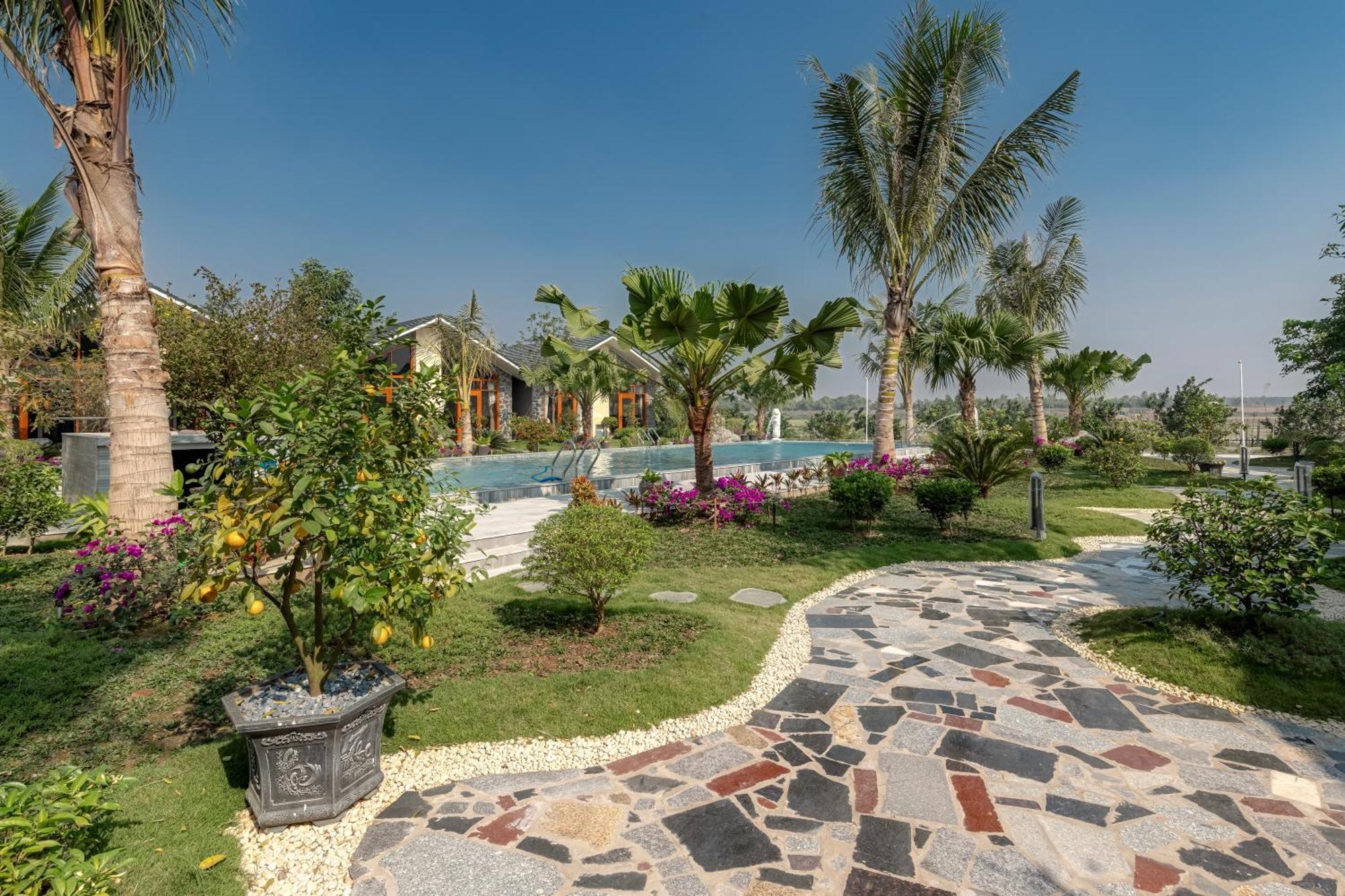Resort La Vento Ninh Binh