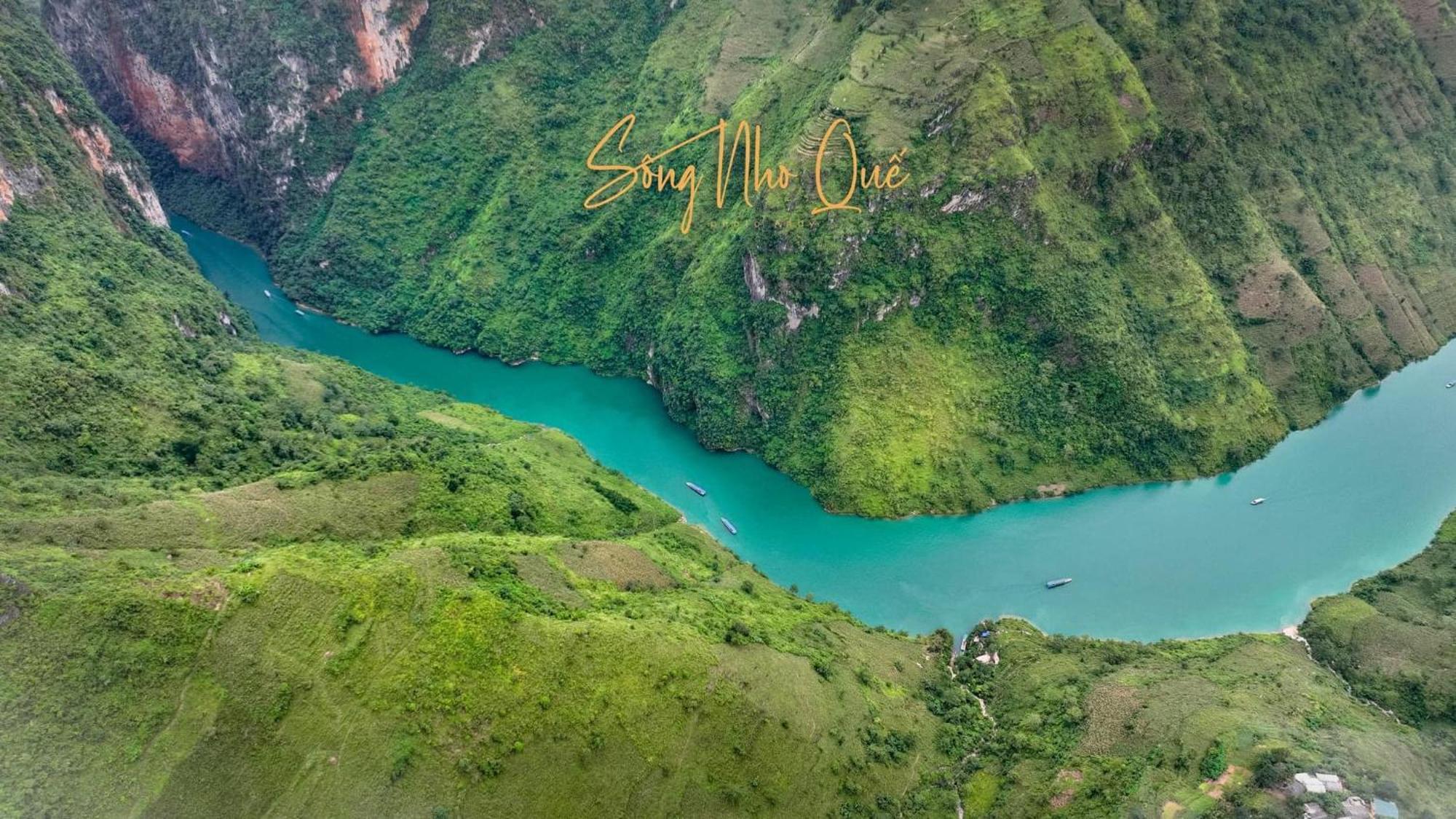 Mai's Dong 2* Dong Van (Ha Giang)