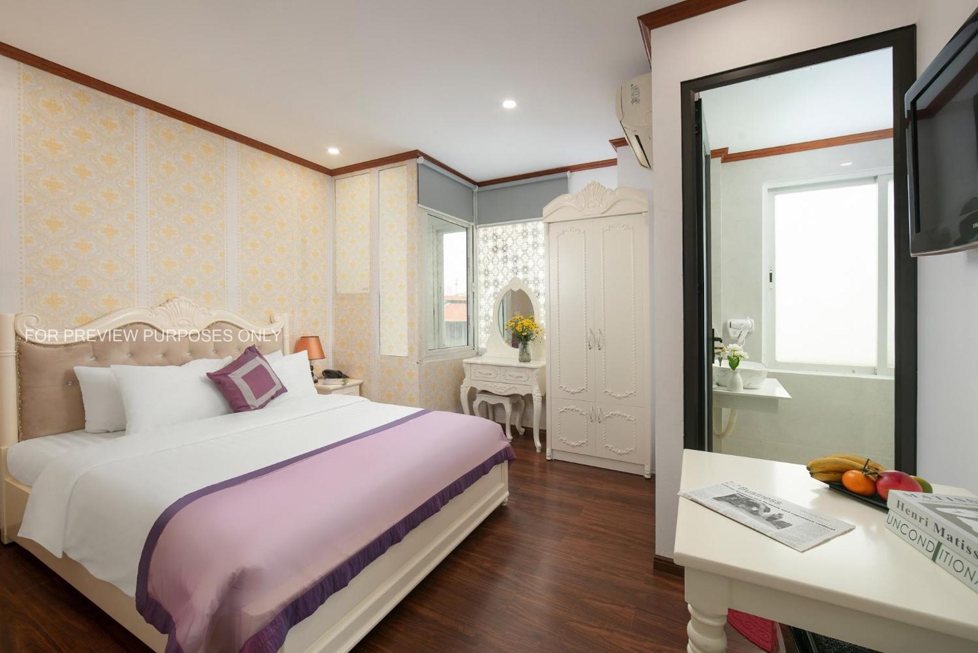 The Silk Grand Premium & - Old Quarter