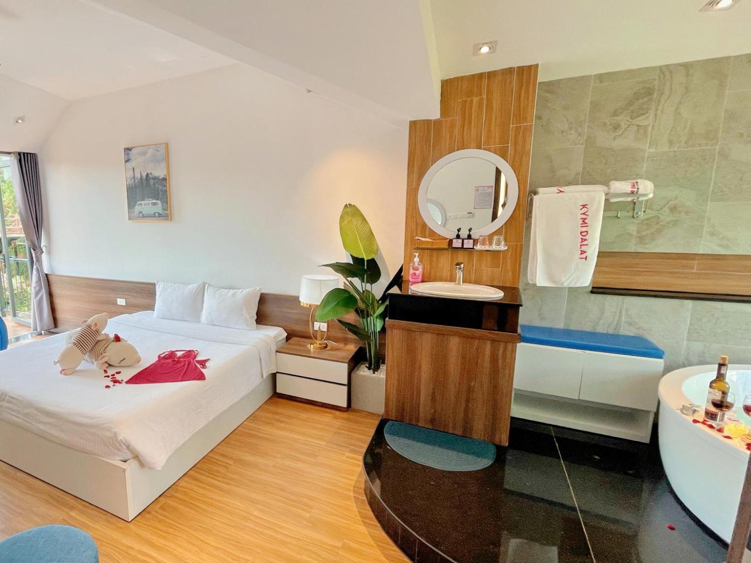 Kymi - Noi Tinh Yeu Bat Dau Hotel *