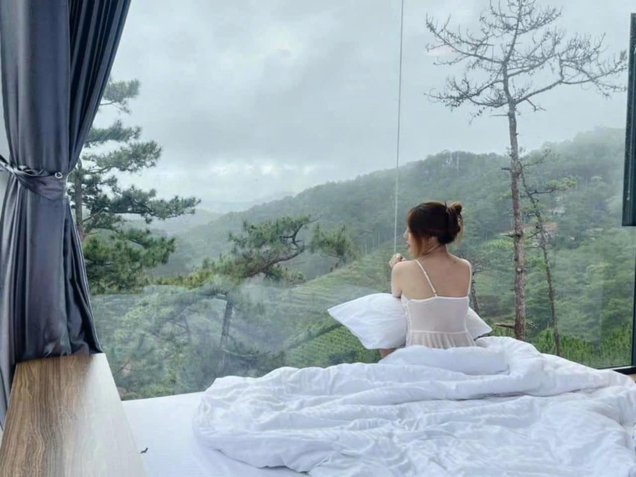 Hotel Kymi - Noi Tinh Yeu Bat Dau