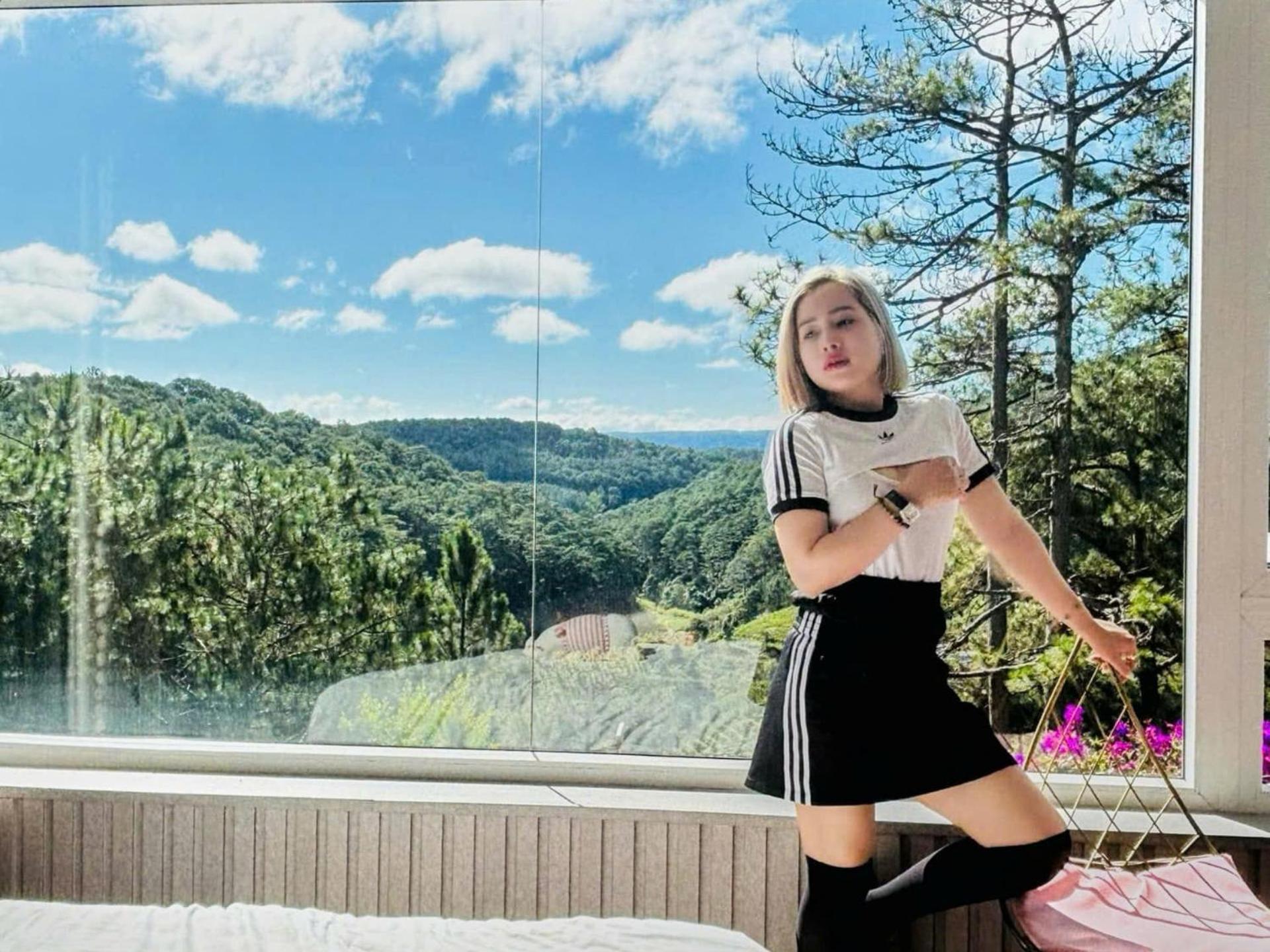 Kymi - Noi Tinh Yeu Bat Dau Hotel *