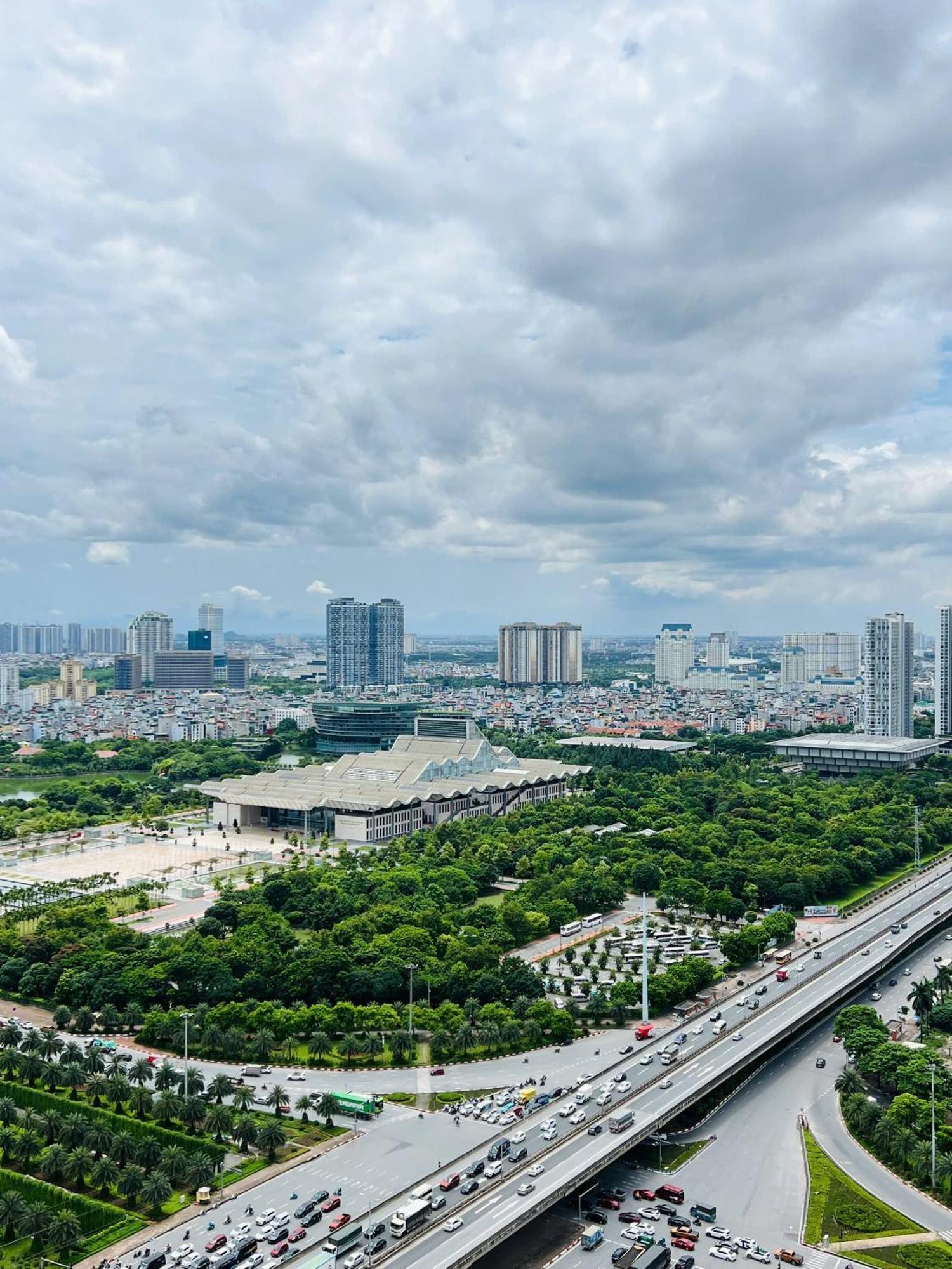 Apartment Vinhomes D'capitale - Tran Duy Hung - By Mc Homes *