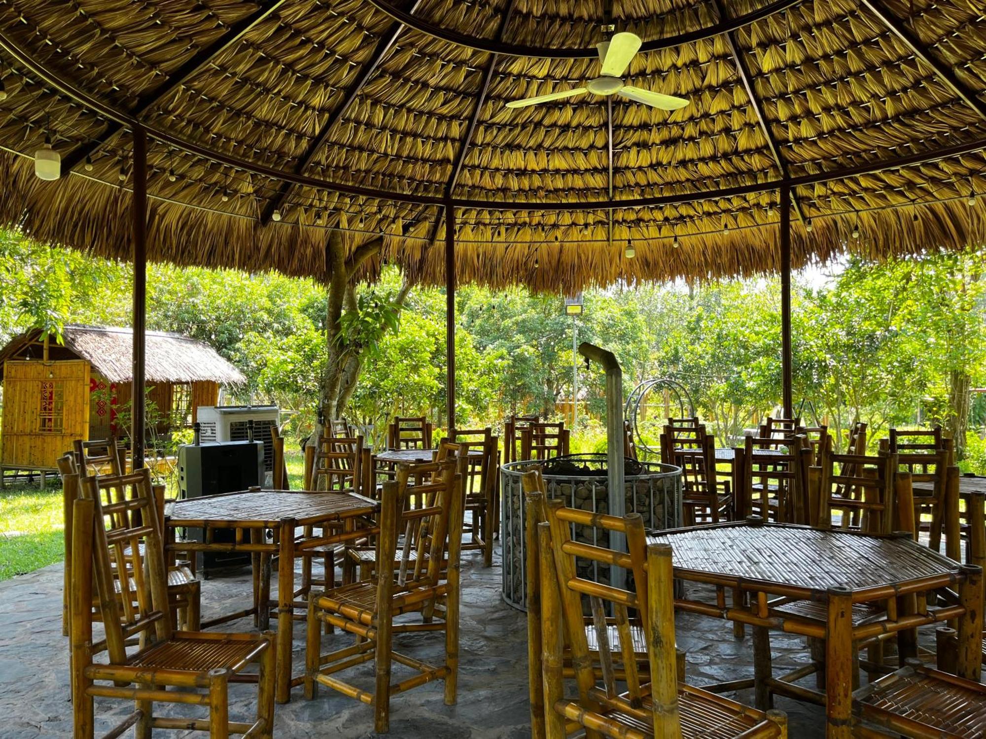 Sapphire Hill Farm stay *