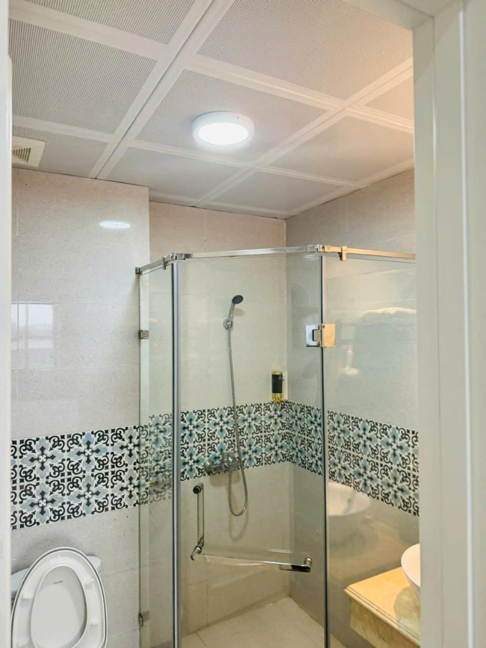 Cozy Khách sạn Hạ Long