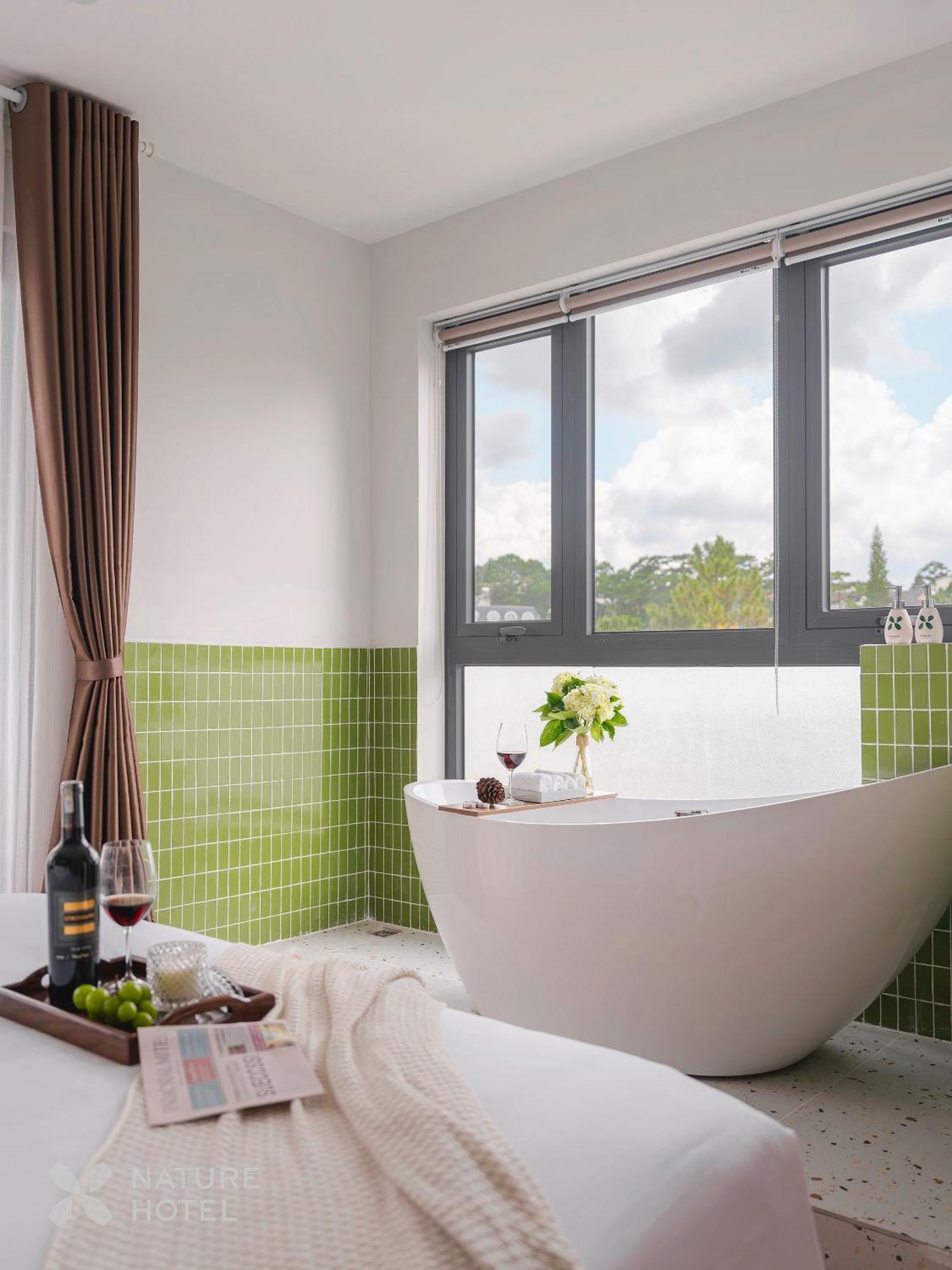Nature Hotel 4*