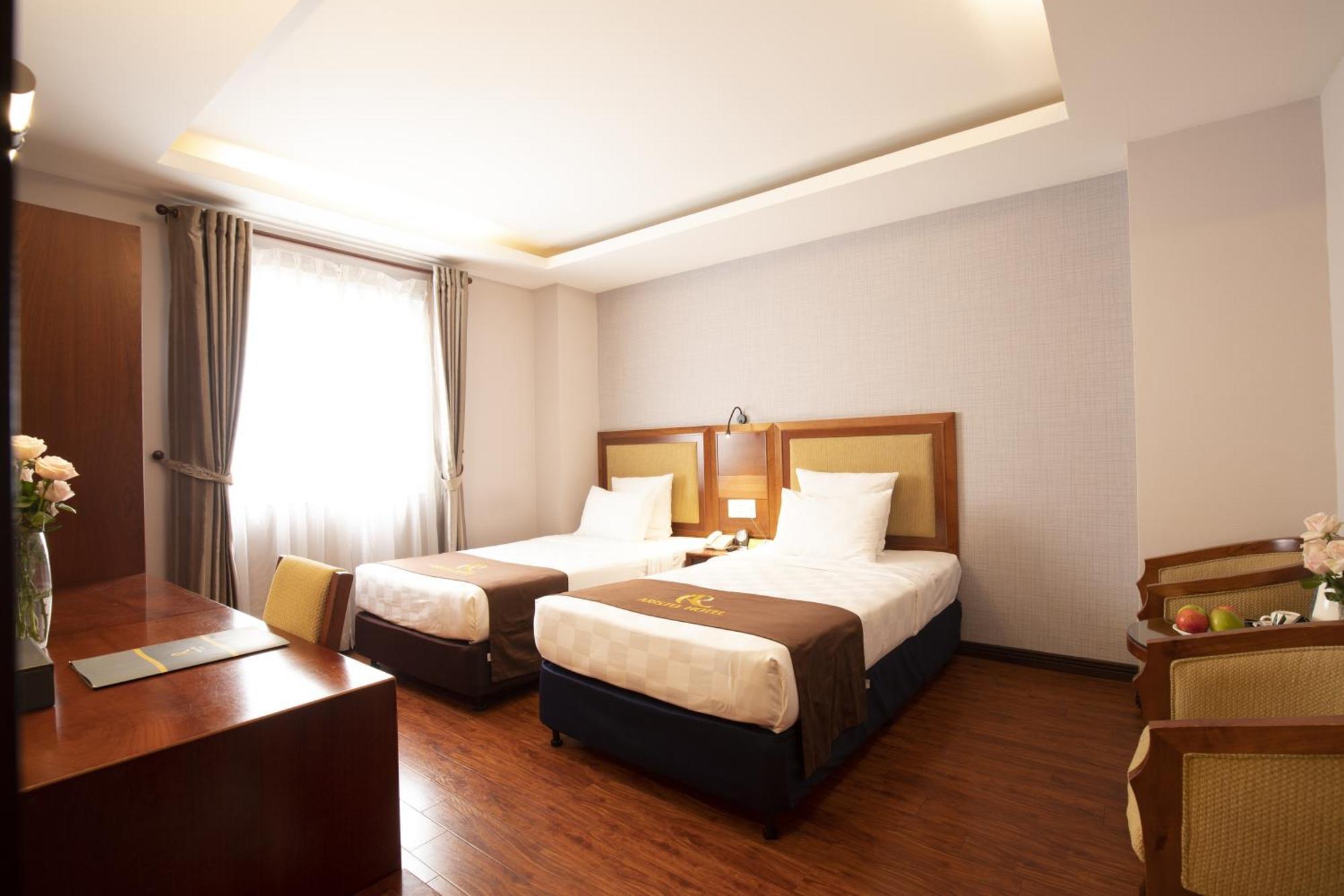 Aristo Saigon Hotel 4*