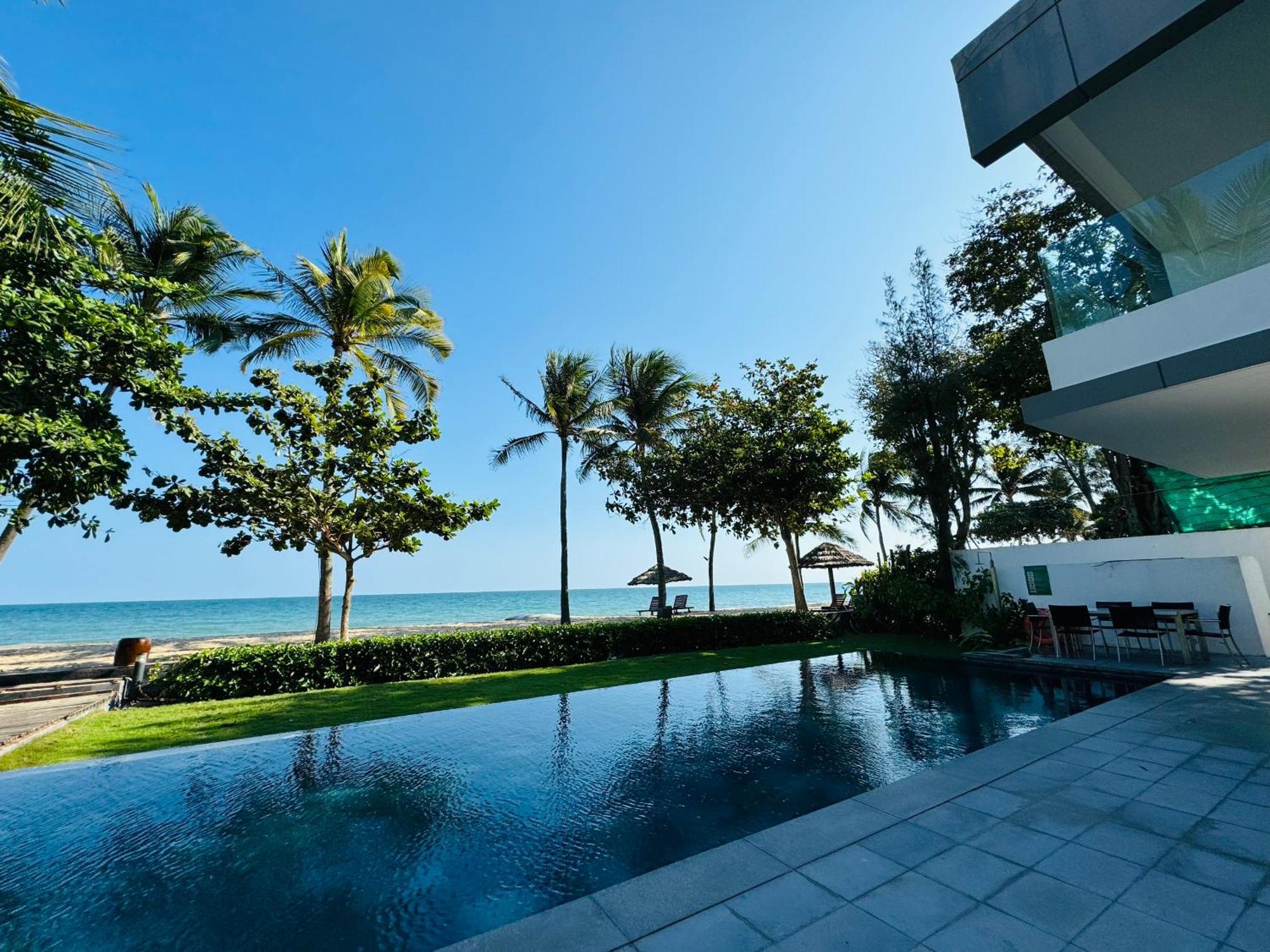 Premium Beachfront 5 Bedrooms 1000m2 Sanctuary Ll Bbq Villa