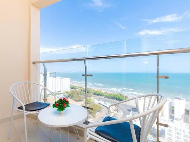 Ho View Bien - Sea View Apartment *