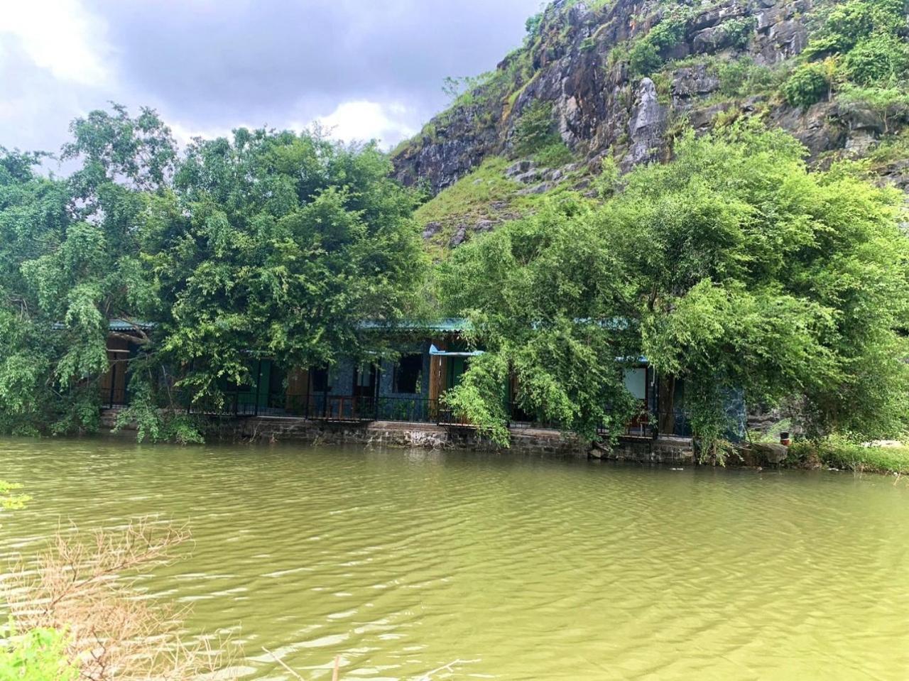 Retreat Capsule hotel Ninh Binh