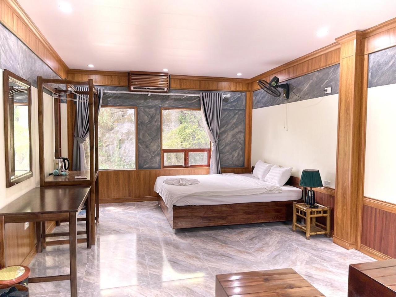 Retreat Capsule hotel Ninh Binh