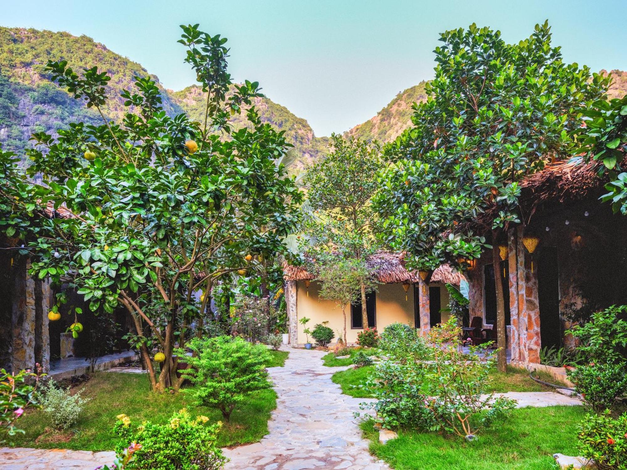 Cozy Beer Garden Ninh Binh