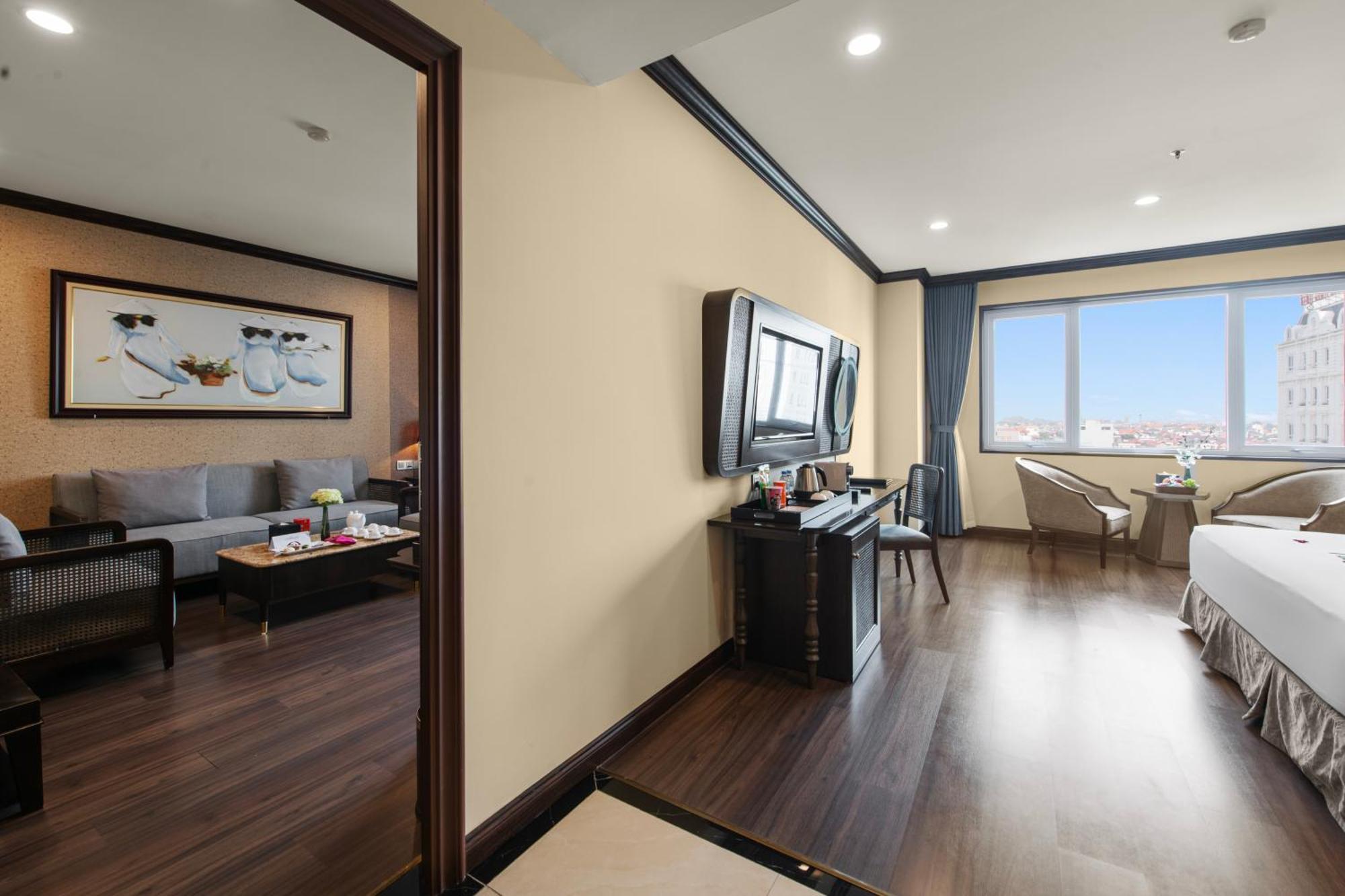 Legend Hotel