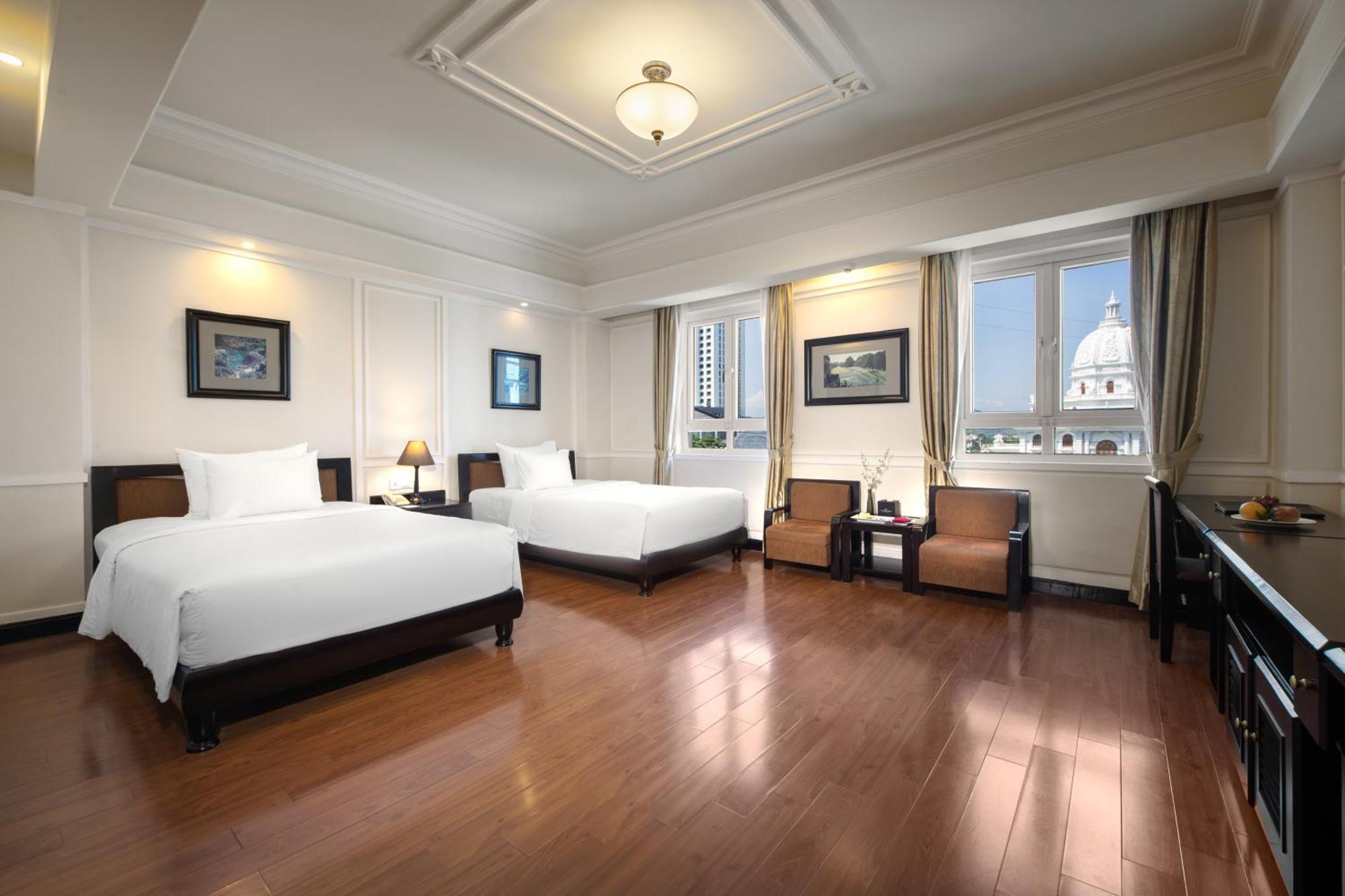 Legend Hotel 5*