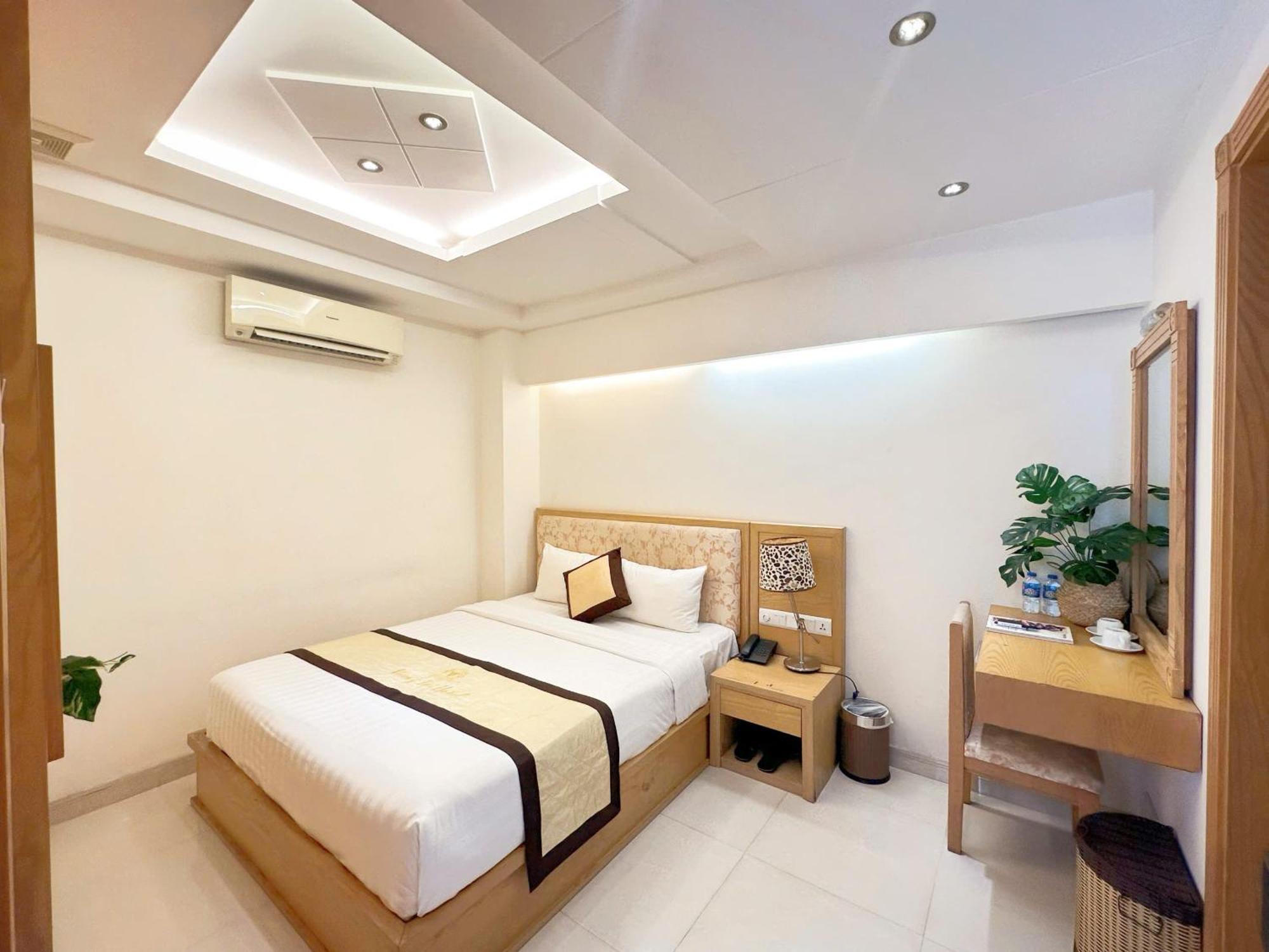 Khách sạn Vuong Tai 2*