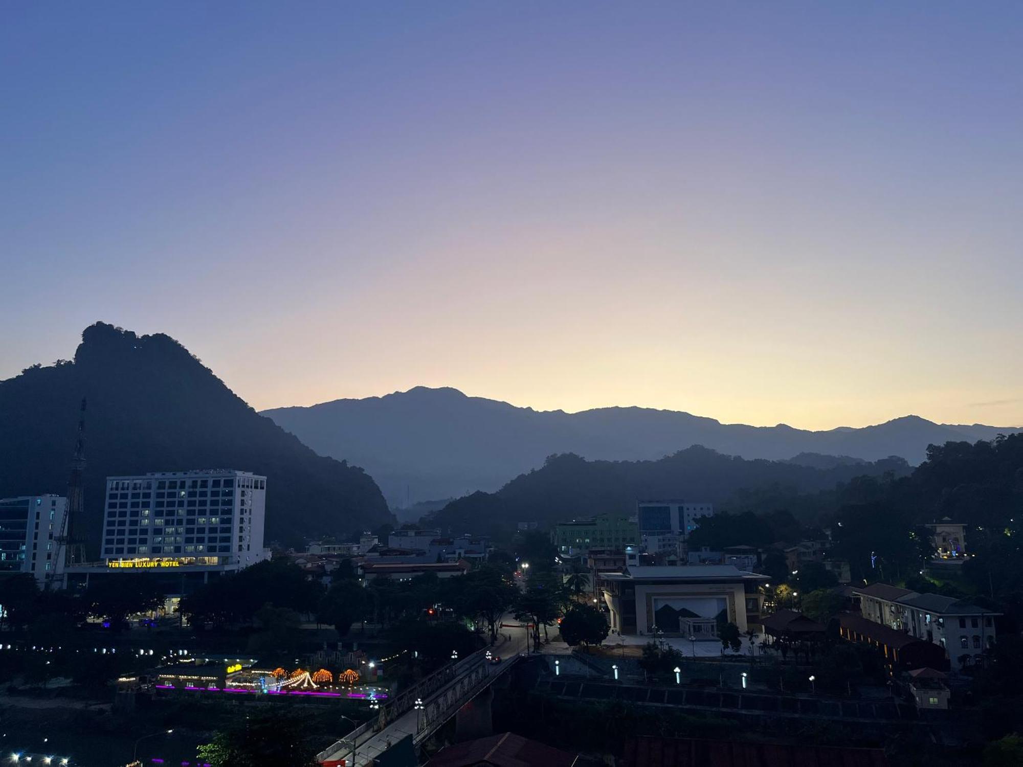Hotel Cao Nguyen - Tours & Motorbikes - Plateau 3*