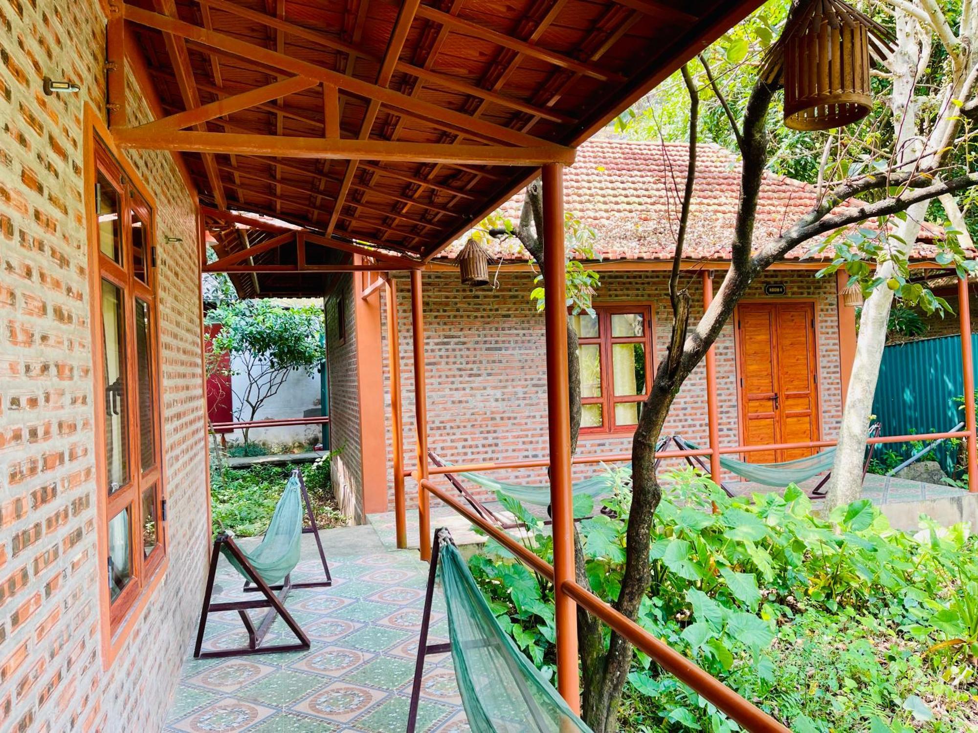 Trang An Lotus Bed & Breakfast *