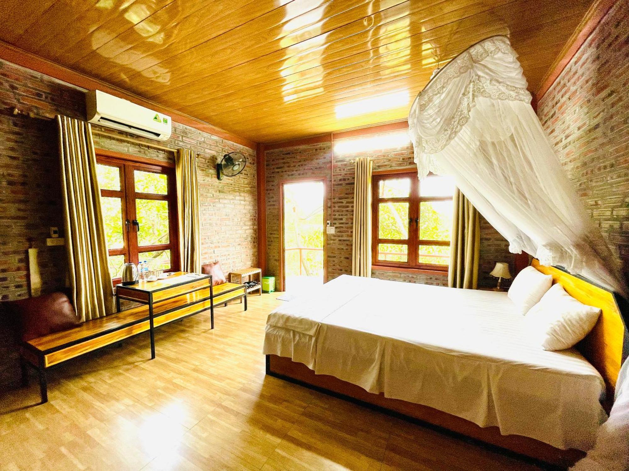 Trang An Lotus Bed & Breakfast *