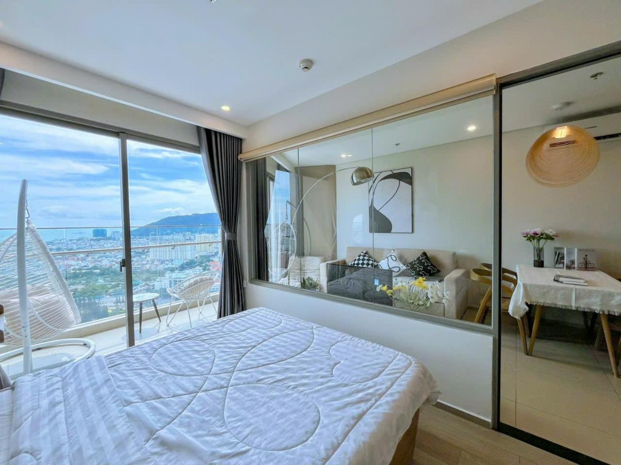 Apartment The Song Vung Tau-swimming Pool-near
