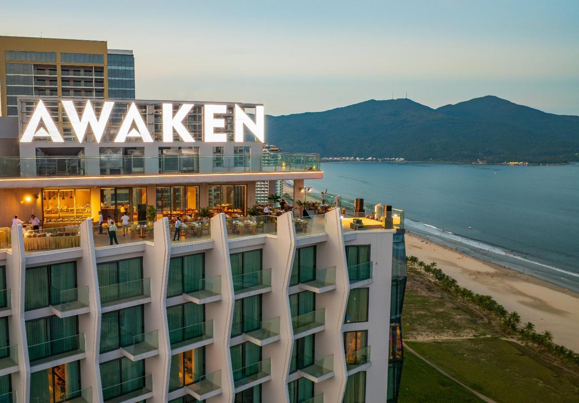 Hotel Awaken