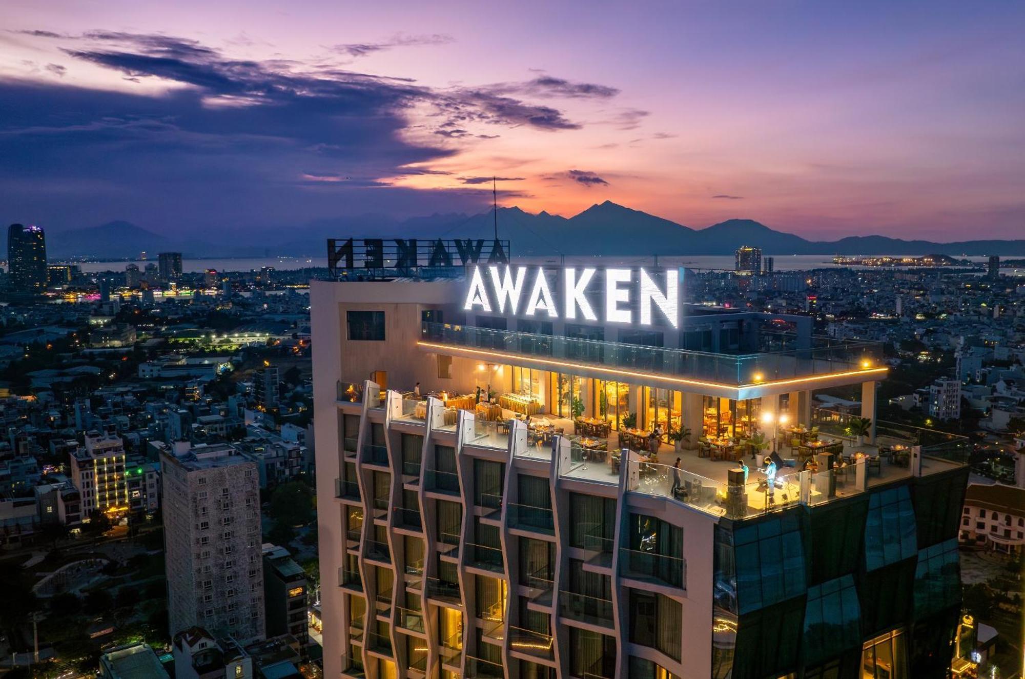 Awaken Hotel 5*