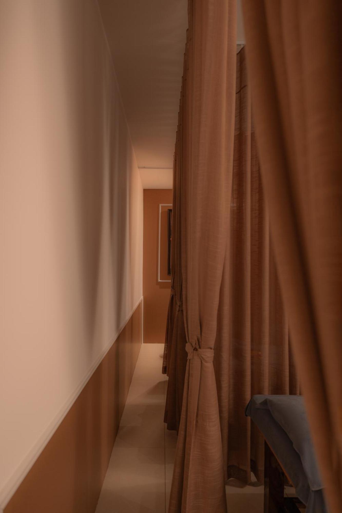 Lumina Hotel