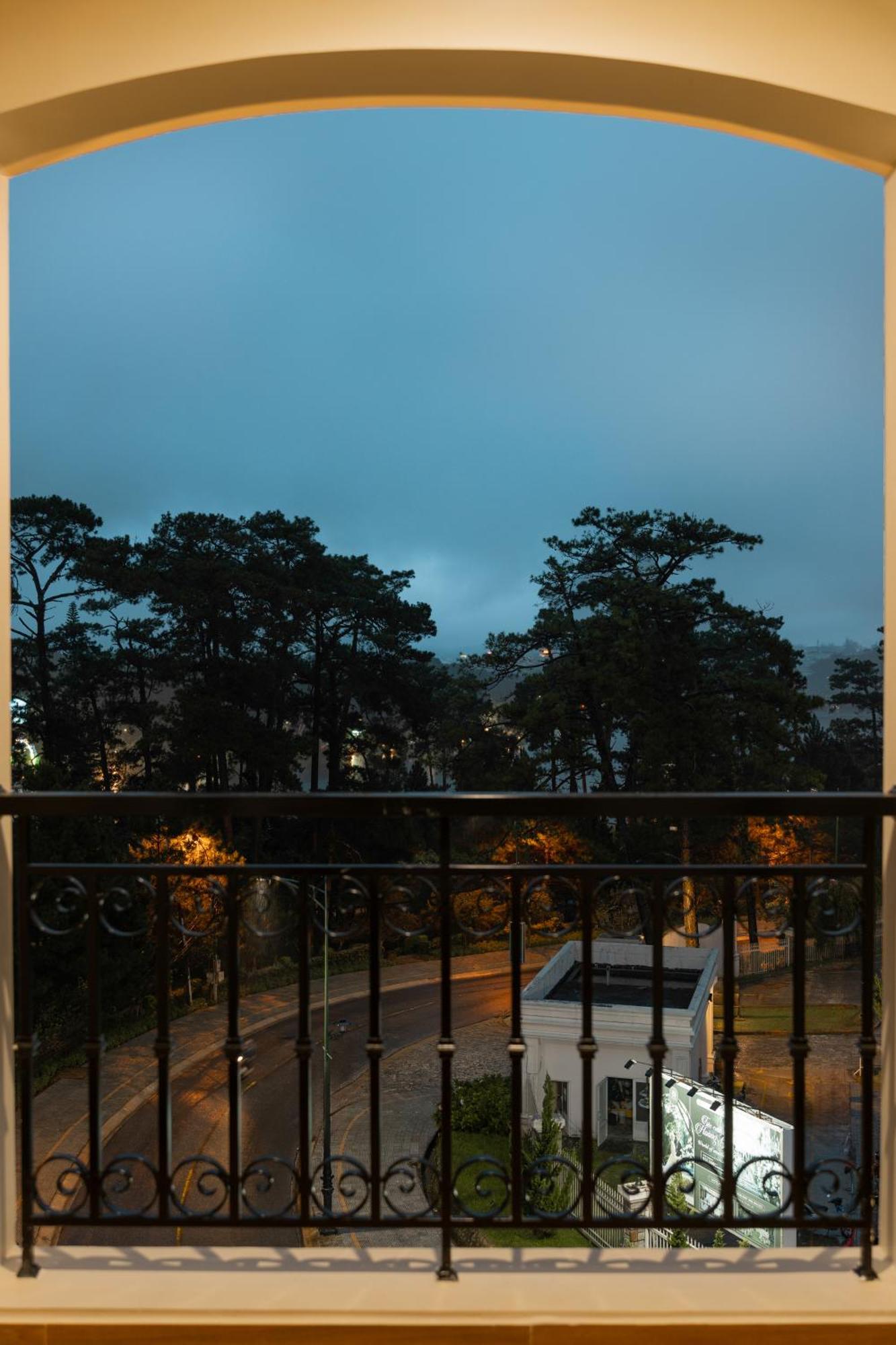 Lumina Hotel 3*
