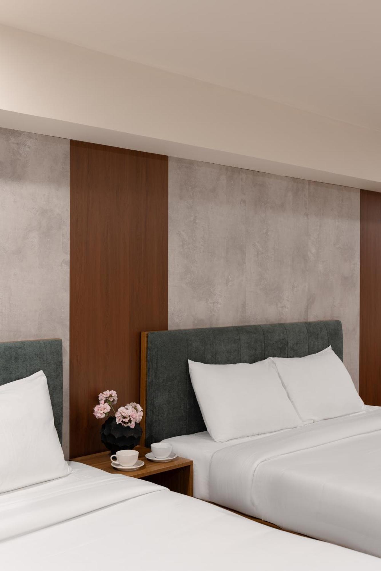 Lumina Hotel 3*