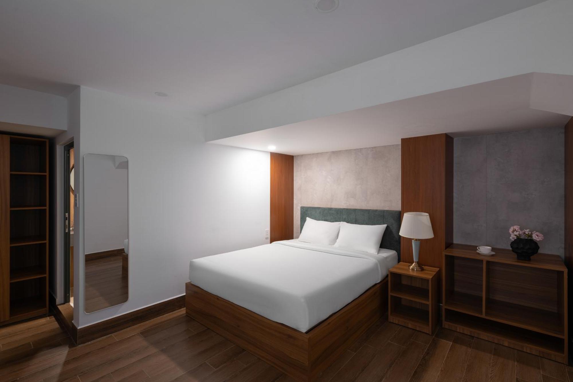 Lumina Hotel