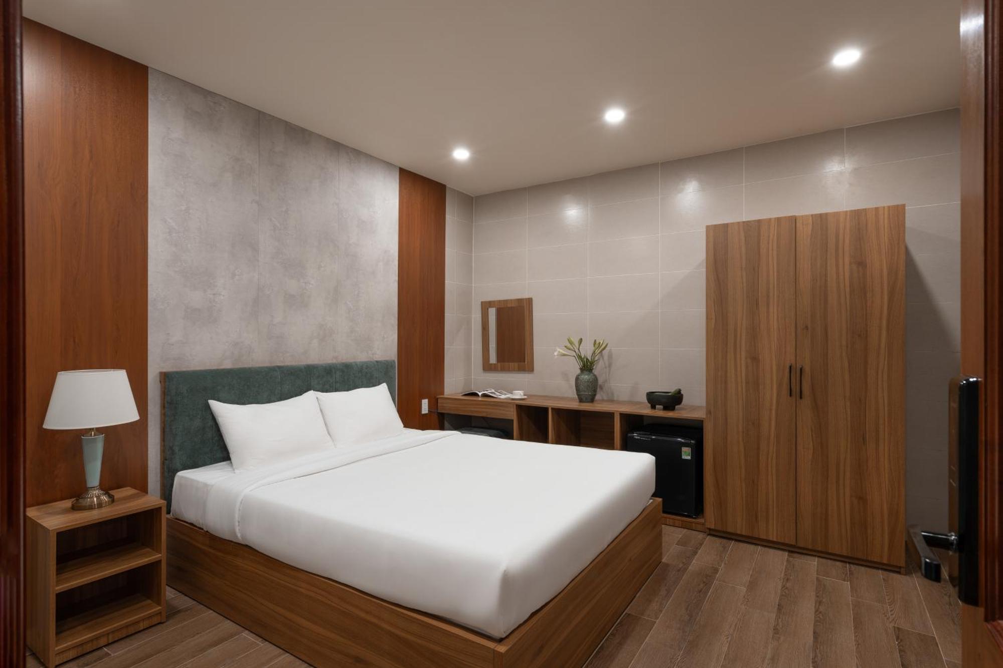 Lumina Hotel 3*