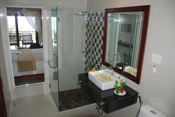 Canary Resort