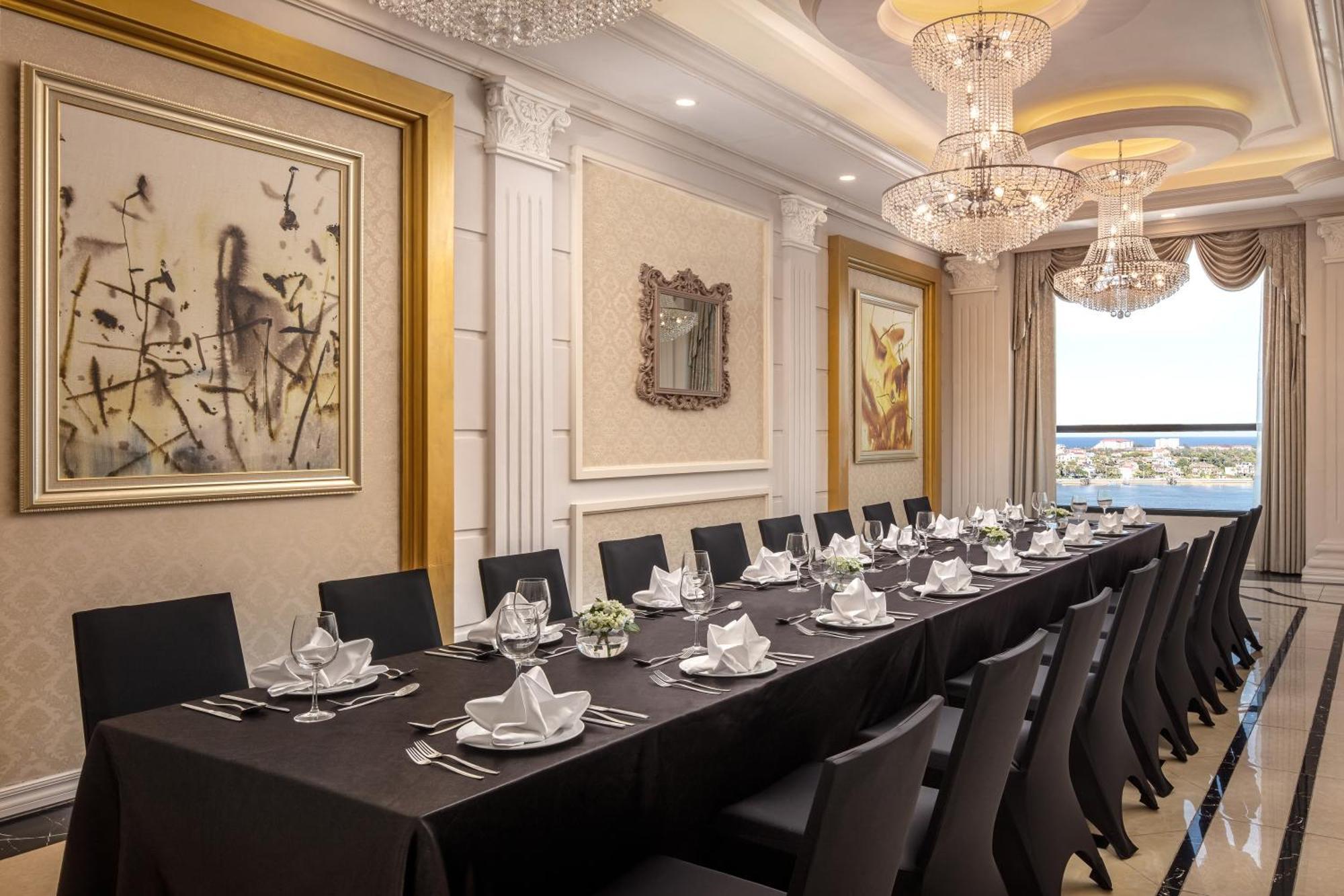 Vinpearl Quang Binh 5*