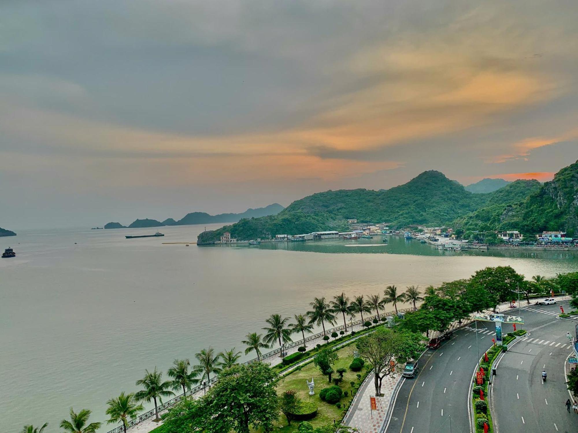 Cat Ba Bay Vision Hotel Dong Khe Sau