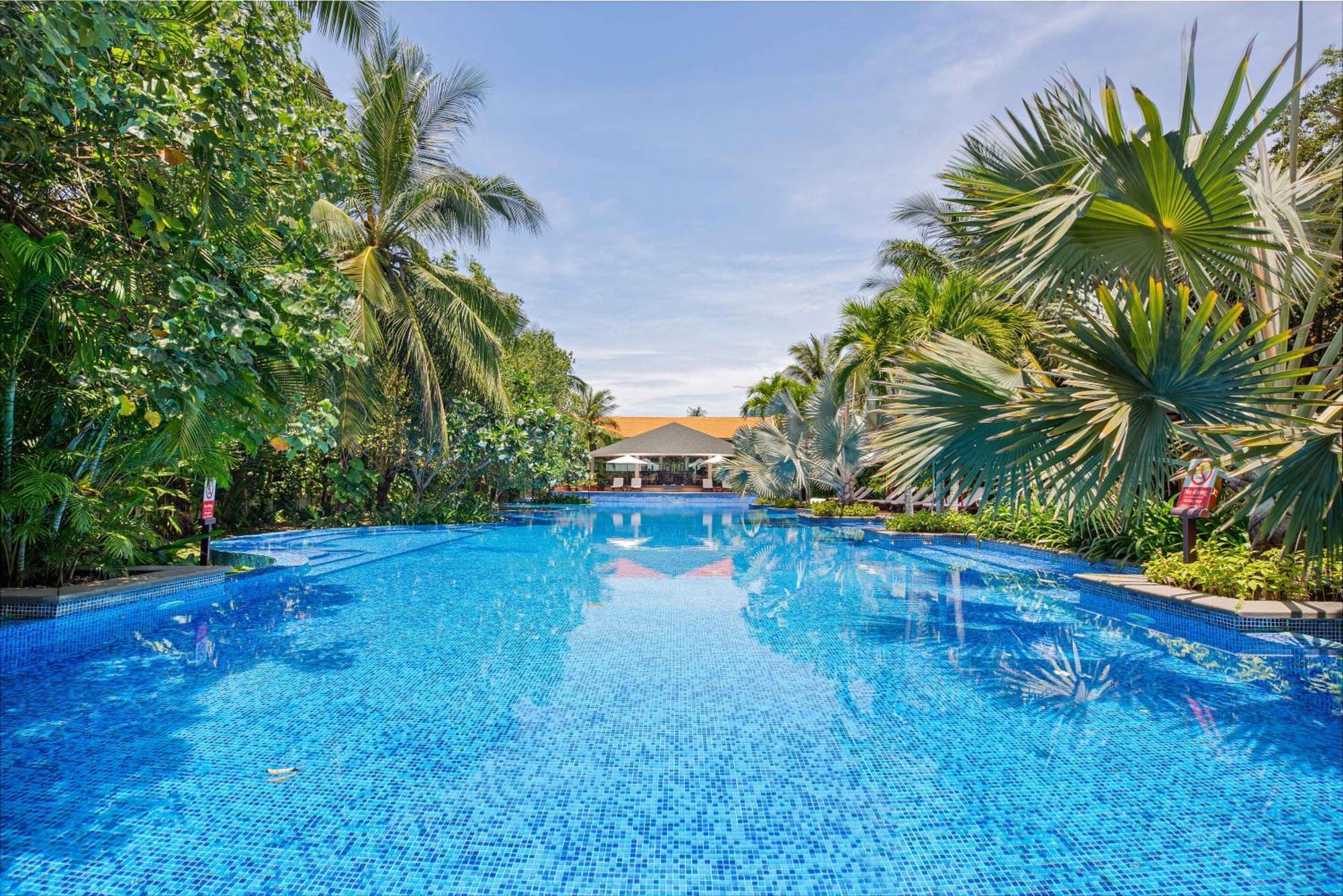 Tropical Pool Villa