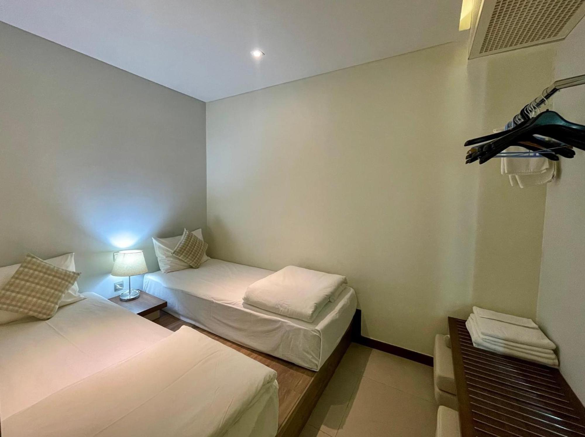Căn hộ Romantic With Seaview - Beachfont Đà Nẵng