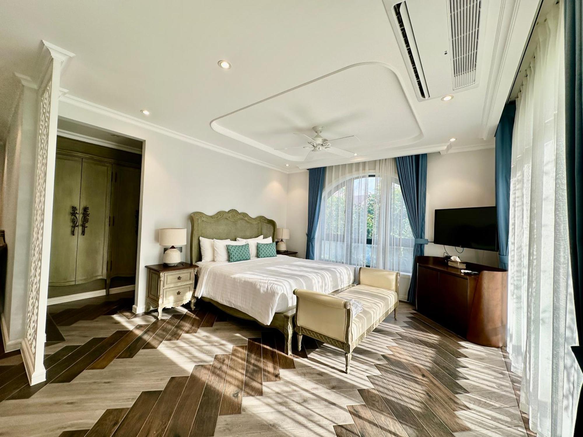 Villa Bellevue West 4br Beachfront With Private Swimming Pool Phu Quoc